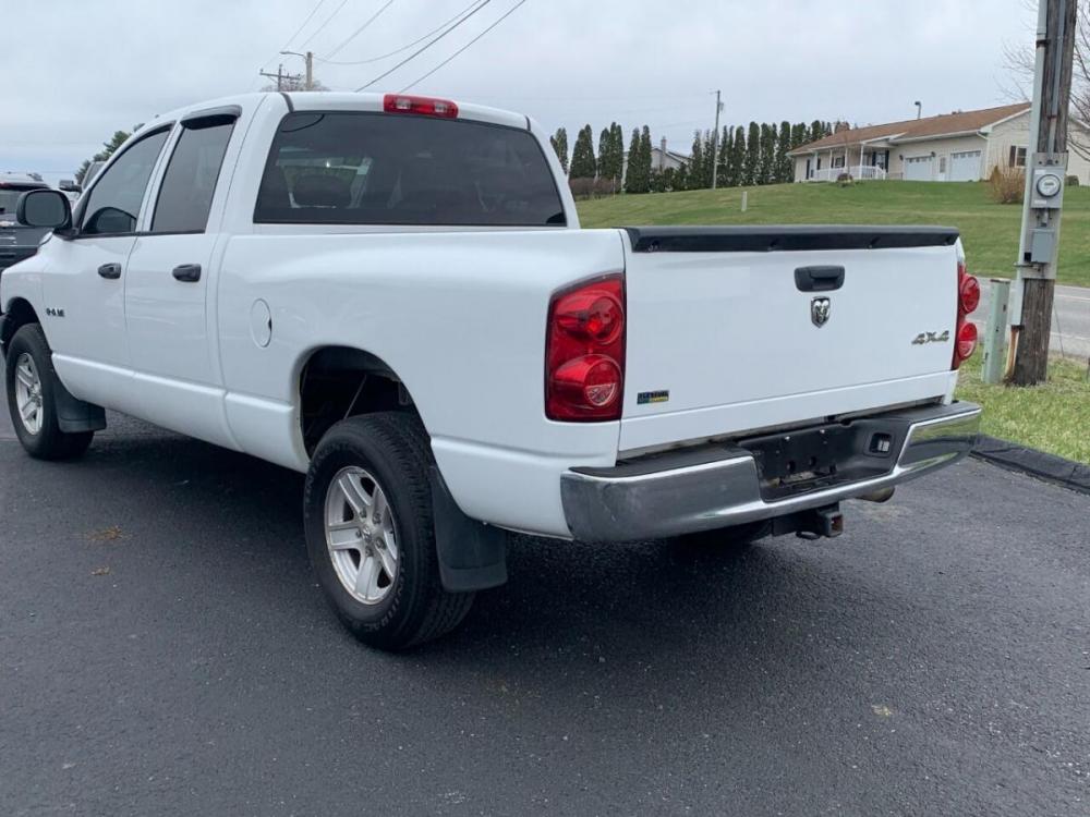 2008 White Dodge Ram Pickup 1500 (1D7HU18N78J) with an 4.7L V8 4.7L V8 engine, located at 4845 Woodbury Pike, Roaring Springs, PA, (814) 317-5008, (814) 317-5008, 40.250935, -78.366959 - Photo #2
