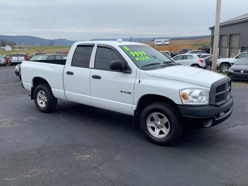 2008 Dodge Ram Pickup 1500 ST 4dr Quad Cab 4WD SB
