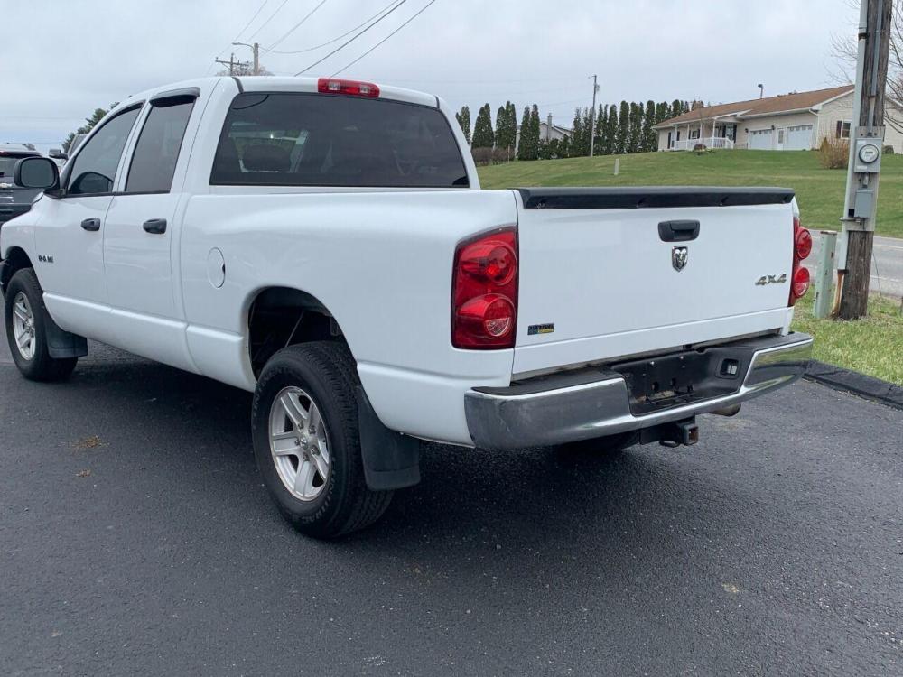 2008 White Dodge Ram Pickup 1500 (1D7HU18N78J) with an 4.7L V8 4.7L V8 engine, located at 4845 Woodbury Pike, Roaring Springs, PA, (814) 317-5008, (814) 317-5008, 40.250935, -78.366959 - 2008 Ram 1500, 195k, 4.7L, V8, 4x4, tow package, power windows/locks, cruise/tilt wheel, air conditioning, Southern truck, very solid, new inspection, no rust and more. Clean truck! To see a full list of this vehicles options visit smithfamiycarstore.com. If interested, please call 814-329-2682 o - Photo #2