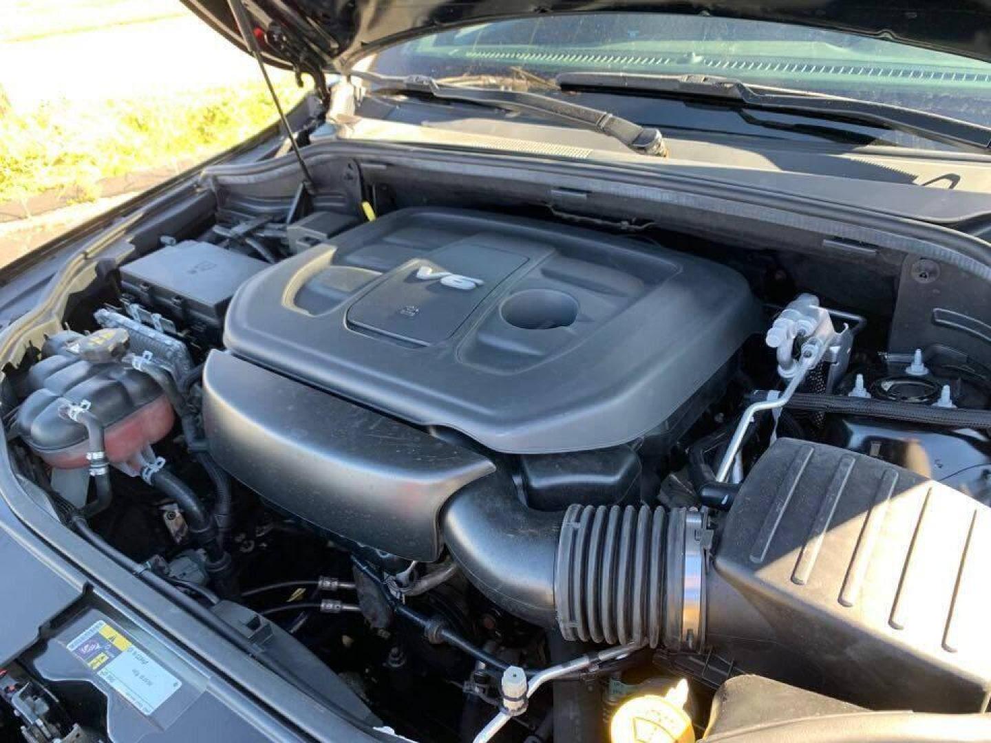 2019 Black Jeep Grand Cherokee (1C4RJFBG0KC) with an 3.6L V6 3.6L V6 engine, located at 4845 Woodbury Pike, Roaring Springs, PA, (814) 317-5008, (814) 317-5008, 40.250935, -78.366959 - 2019 Jeep Grand Cherokee Limited X with SRT design package, 33k, 4x4, leather, power windows/locks, cruise/tilt wheel, air conditioning, Nav, 20 wheels, blind spot monitoring, rear back up, steering controls, remote start, like new tires and much more. This vehicle is being sold cheap due to having - Photo#7