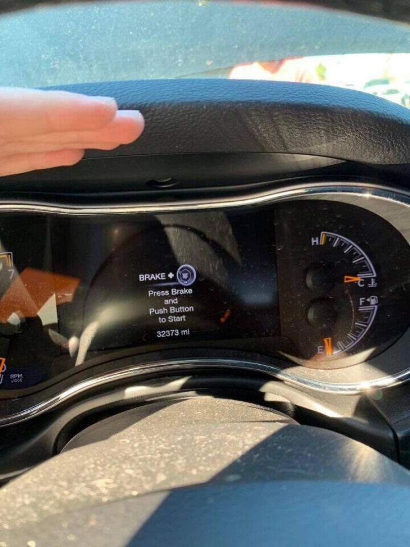 2019 Black Jeep Grand Cherokee (1C4RJFBG0KC) with an 3.6L V6 3.6L V6 engine, located at 4845 Woodbury Pike, Roaring Springs, PA, (814) 317-5008, (814) 317-5008, 40.250935, -78.366959 - 2019 Jeep Grand Cherokee Limited X with SRT design package, 33k, 4x4, leather, power windows/locks, cruise/tilt wheel, air conditioning, Nav, 20 wheels, blind spot monitoring, rear back up, steering controls, remote start, like new tires and much more. This vehicle is being sold cheap due to having - Photo#13