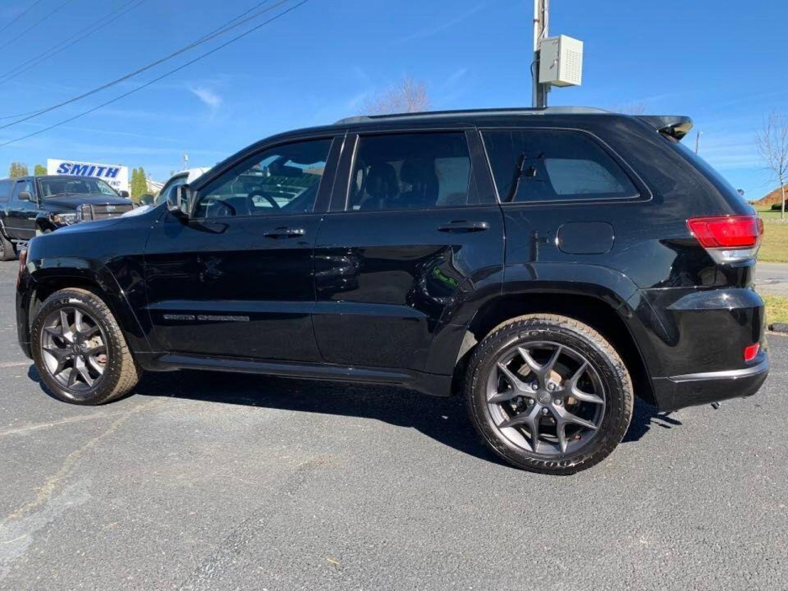 2019 Black Jeep Grand Cherokee (1C4RJFBG0KC) with an 3.6L V6 3.6L V6 engine, located at 4845 Woodbury Pike, Roaring Springs, PA, (814) 317-5008, (814) 317-5008, 40.250935, -78.366959 - Photo #2