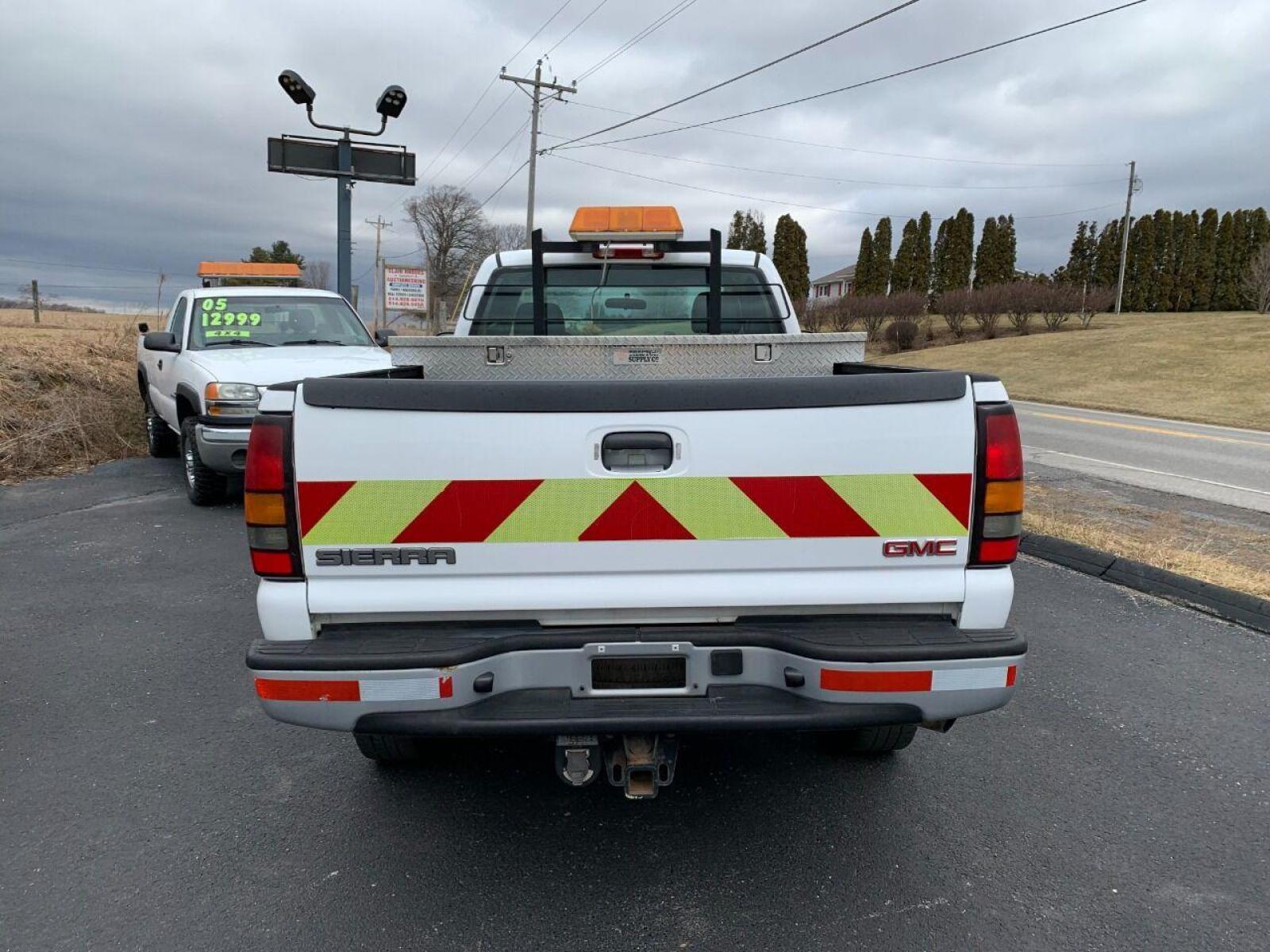 2005 White GMC Sierra 2500HD (1GTHC24265E) with an 6.6L V8 Turbocharger 6.6L V8 engine, located at 4845 Woodbury Pike, Roaring Springs, PA, (814) 317-5008, (814) 317-5008, 40.250935, -78.366959 - 1 owner, Virginia State owned! Very well maintained! 2005 Chevy Sierra 2500 HD, 6.6 Diesel, automatic, 4x2, like new tires, new inspection, warranty available, vinyl, 183k, RWD, comes with 2 toolboxes. No rust repair was ever done to this truck! Rust free undercarriage! Must see condition! To se - Photo #6