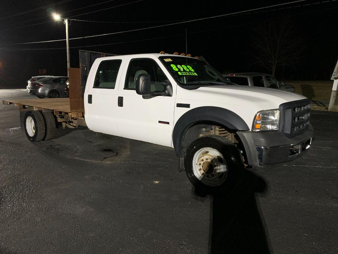 photo of 2006 Ford F-450 Super Duty 4X2 4dr Crew Cab 176.2 200.2 in. WB