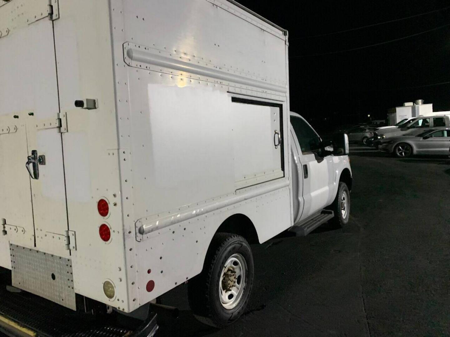 2013 White Ford F-250 Super Duty (1FDBF2B63DE) with an 6.2L V8 6.2L V8 engine, located at 4845 Woodbury Pike, Roaring Springs, PA, (814) 317-5008, (814) 317-5008, 40.250935, -78.366959 - 2013 F-250 Super Duty, automatic, 1 Owner, 6.2L, V8, Flex Fuel, 4x4, aluminum bed box, retired Fed Ex truck. Truck has new Jasper engine with only 50k on it. Engine is still under warranty. Southern rust free truck. Must see! To see a full list of this vehicles options visit smithfamilycarstore. - Photo#1