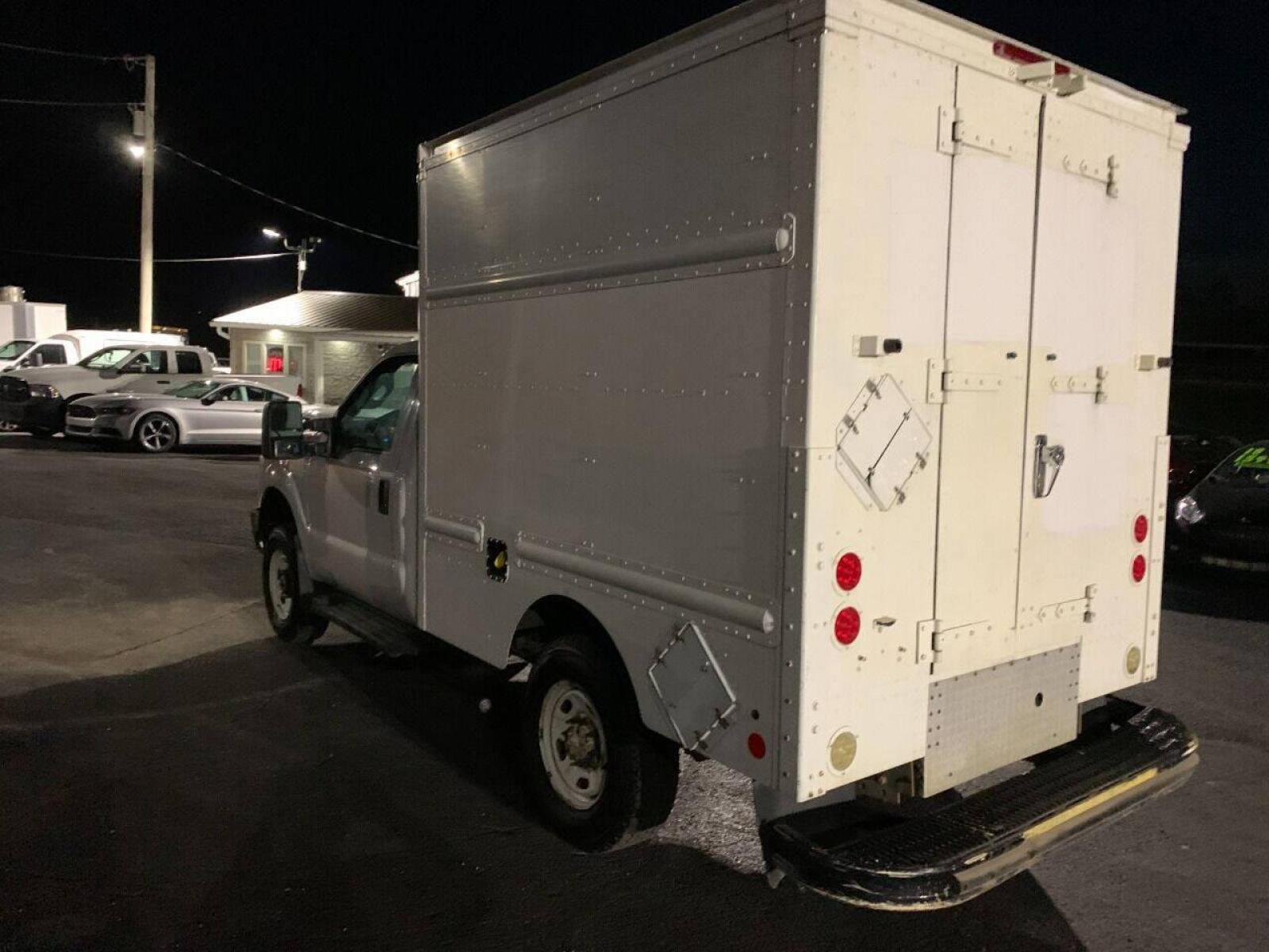 2013 White Ford F-250 Super Duty (1FDBF2B63DE) with an 6.2L V8 6.2L V8 engine, located at 4845 Woodbury Pike, Roaring Springs, PA, (814) 317-5008, (814) 317-5008, 40.250935, -78.366959 - Photo #3