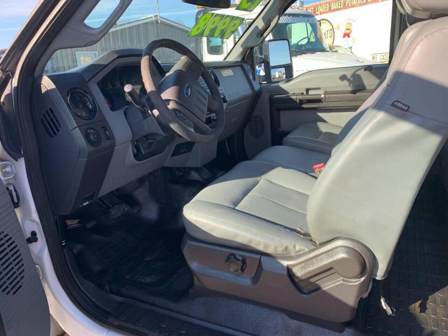 2015 White Ford F-350 Super Duty (1FT7X3B63FE) with an 6.2L V8 6.2L V8 engine, located at 4845 Woodbury Pike, Roaring Springs, PA, (814) 317-5008, (814) 317-5008, 40.250935, -78.366959 - 2015 Ford F-350, Southern Truck, Rust free, 6.2L, V8, 4x4, automatic, power windows/locks, like new tires, work cap and more. Good condition! Rust free undercarriage. Truck has extremely high miles was company owned and severely maintained! Runs great! All maintenance was done. To see a full l - Photo#5
