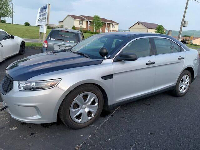 photo of 2016 Ford Taurus Police Interceptor AWD 4dr Sedan