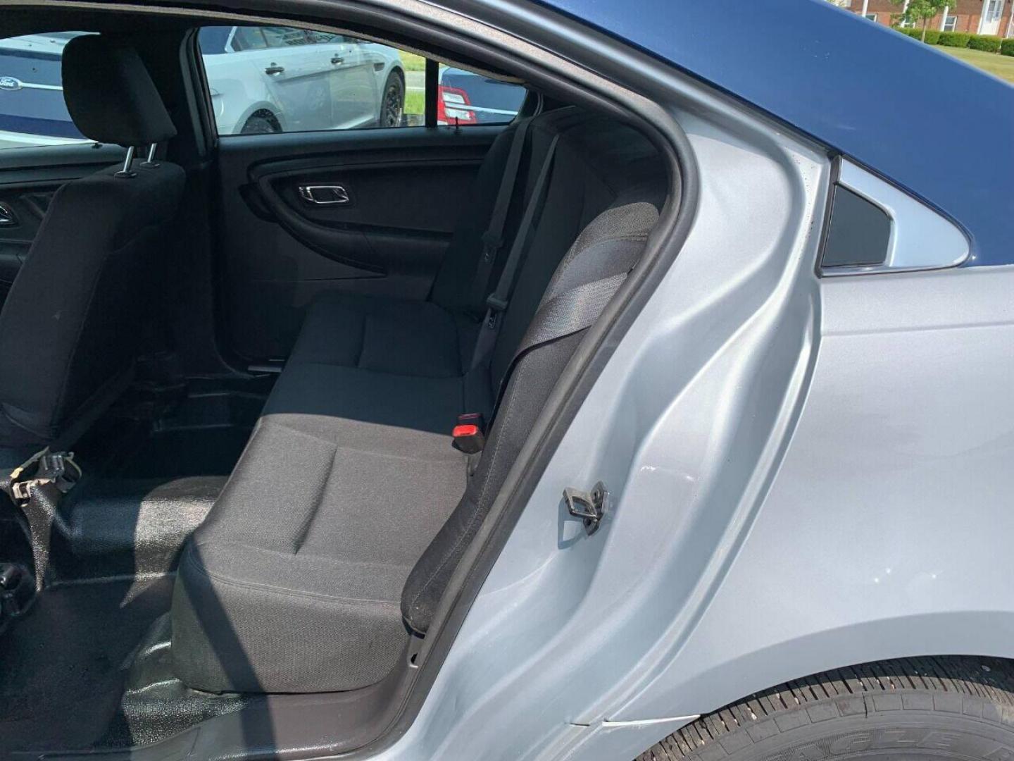 2016 Silver Ford Taurus (1FAHP2MKXGG) with an 3.7L V6 3.7L V6 engine, located at 4845 Woodbury Pike, Roaring Springs, PA, (814) 317-5008, (814) 317-5008, 40.250935, -78.366959 - 2016 Ford Taurus Police Interceptor, AWD, 140k, 3.7L, V6, automatic, Flex Fuel, power windows/locks, air conditioning, rear back up, like new tires, new inspection. Retired government vehicle! Clean! Well maintained! If interested, please call 814-317-5008 or 814-497-4383. - Photo#8