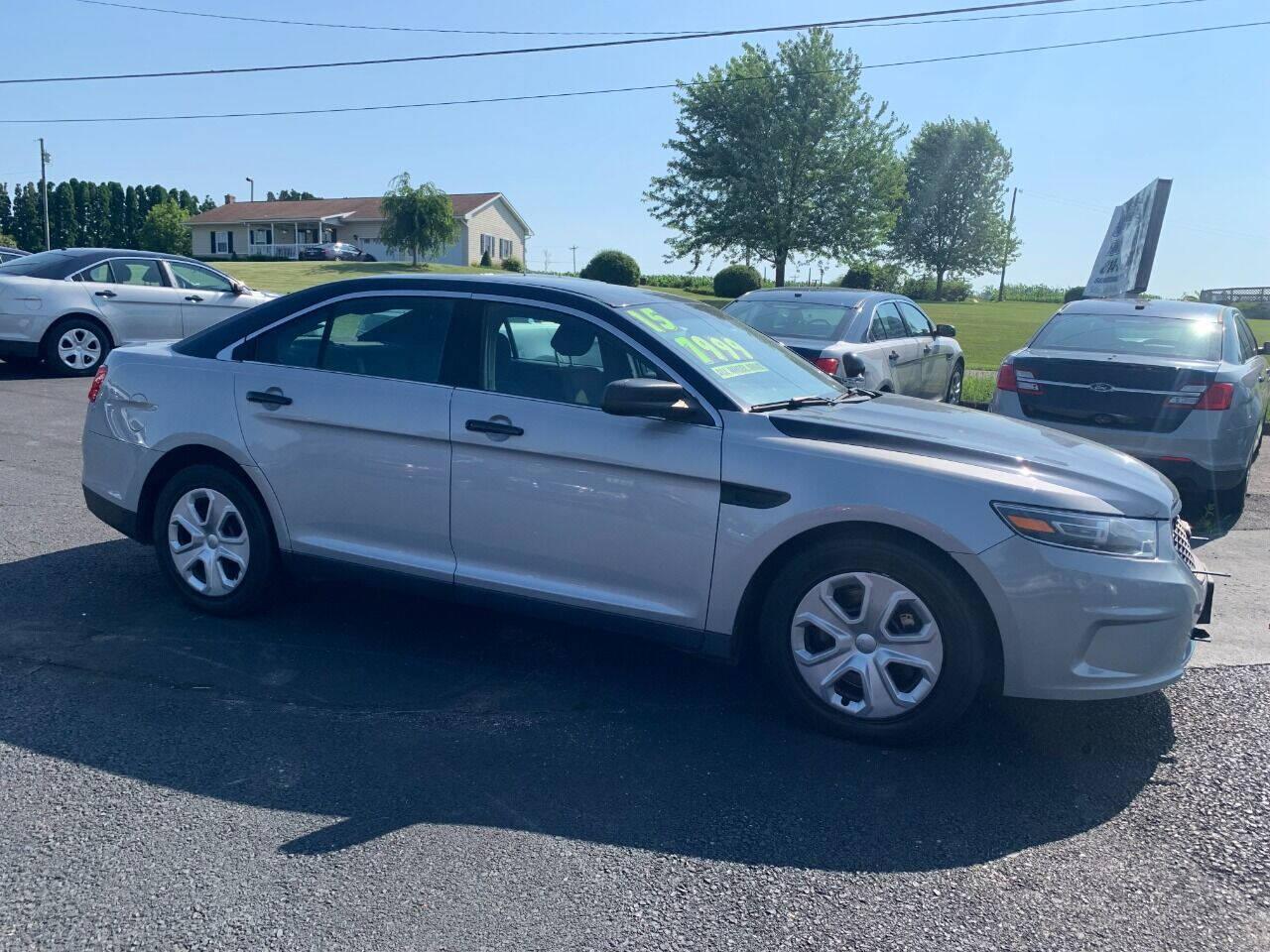 photo of 2015 Ford Taurus Police Interceptor AWD 4dr Sedan