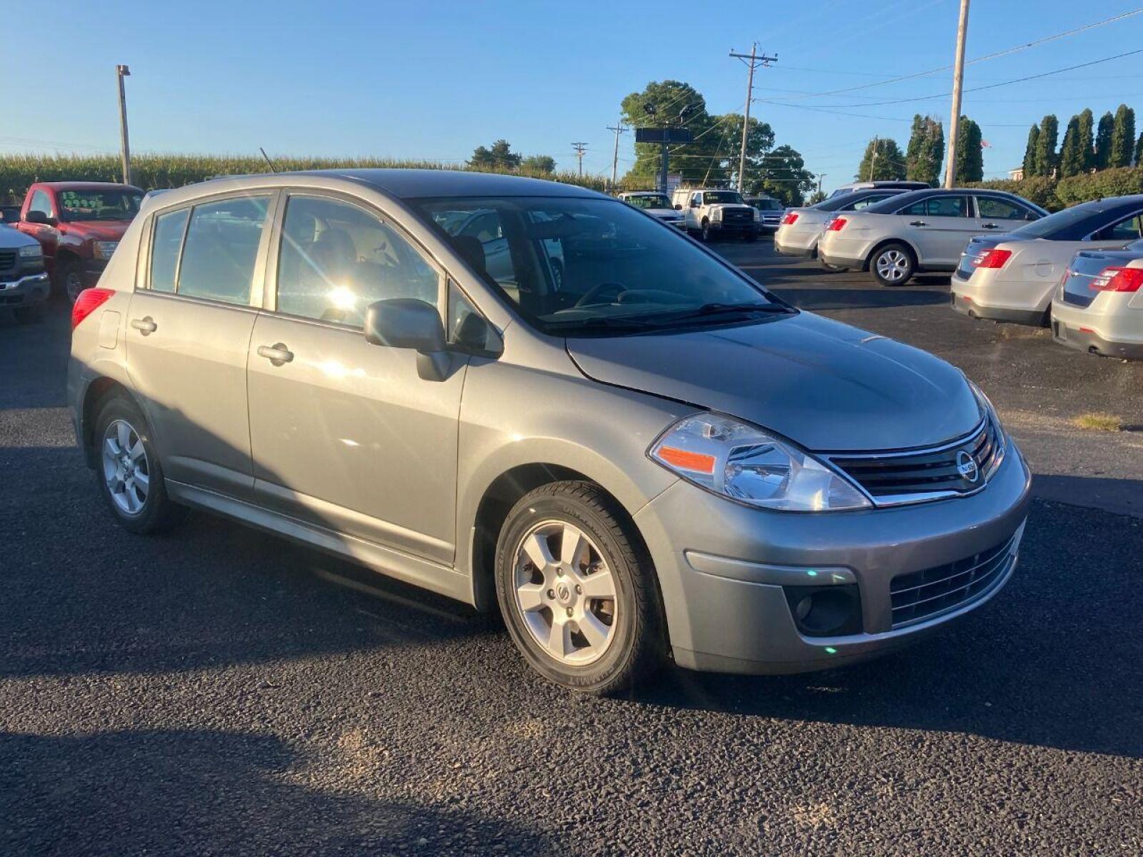 2011 Pewter Nissan Versa (3N1BC1CP5BL) with an 1.8L I4 1.8L I4 engine, located at 4845 Woodbury Pike, Roaring Springs, PA, (814) 317-5008, (814) 317-5008, 40.250935, -78.366959 - 2011 Nissan Versa SL, automatic, 116k, power windows/locks, cruise/tilt wheel, navigation, new tires, new inspection and more. Vehicle is Southern! Will come with a 3 month/3000 mile power train warranty with the option to upgrade. If interested, please call 814-317-5008 or 814-497-4383. - Photo #0