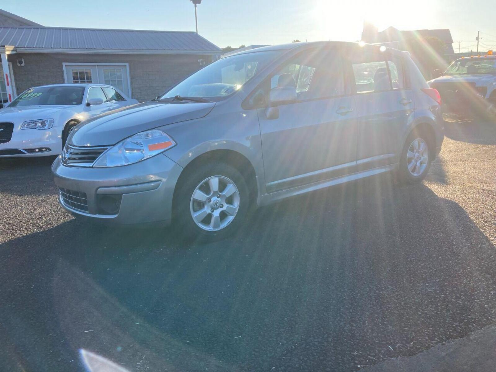 2011 Pewter Nissan Versa (3N1BC1CP5BL) with an 1.8L I4 1.8L I4 engine, located at 4845 Woodbury Pike, Roaring Springs, PA, (814) 317-5008, (814) 317-5008, 40.250935, -78.366959 - 2011 Nissan Versa SL, automatic, 116k, power windows/locks, cruise/tilt wheel, navigation, new tires, new inspection and more. Vehicle is Southern! Will come with a 3 month/3000 mile power train warranty with the option to upgrade. If interested, please call 814-317-5008 or 814-497-4383. - Photo #2