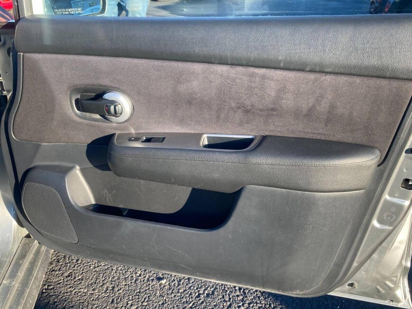 2011 Pewter Nissan Versa (3N1BC1CP5BL) with an 1.8L I4 1.8L I4 engine, located at 4845 Woodbury Pike, Roaring Springs, PA, (814) 317-5008, (814) 317-5008, 40.250935, -78.366959 - 2011 Nissan Versa SL, automatic, 116k, power windows/locks, cruise/tilt wheel, navigation, new tires, new inspection and more. Vehicle is Southern! Will come with a 3 month/3000 mile power train warranty with the option to upgrade. If interested, please call 814-317-5008 or 814-497-4383. - Photo#8
