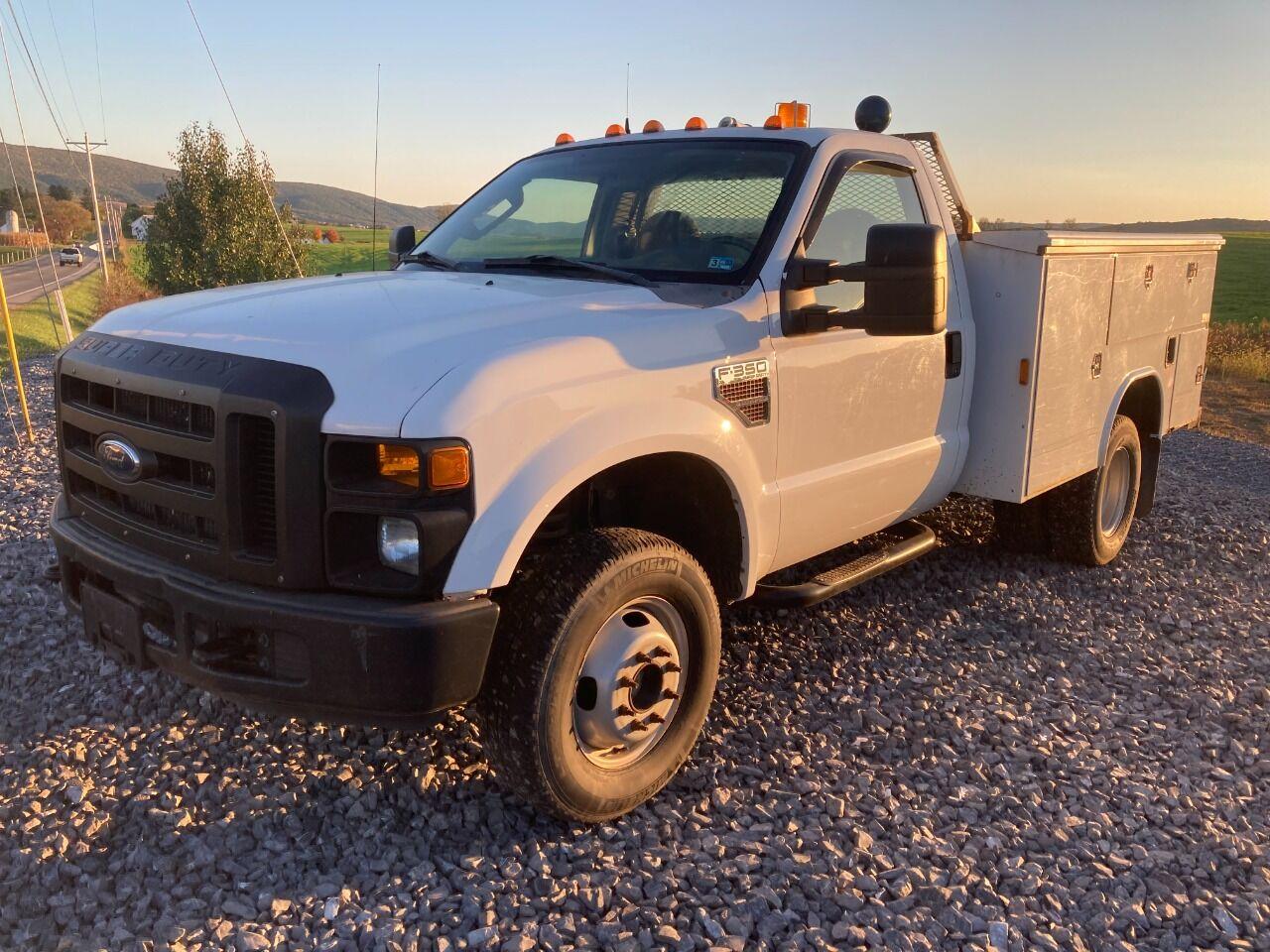 photo of 2008 Ford F-350 Super Duty 4X4 2dr Regular Cab 140.8 164.8 in. WB
