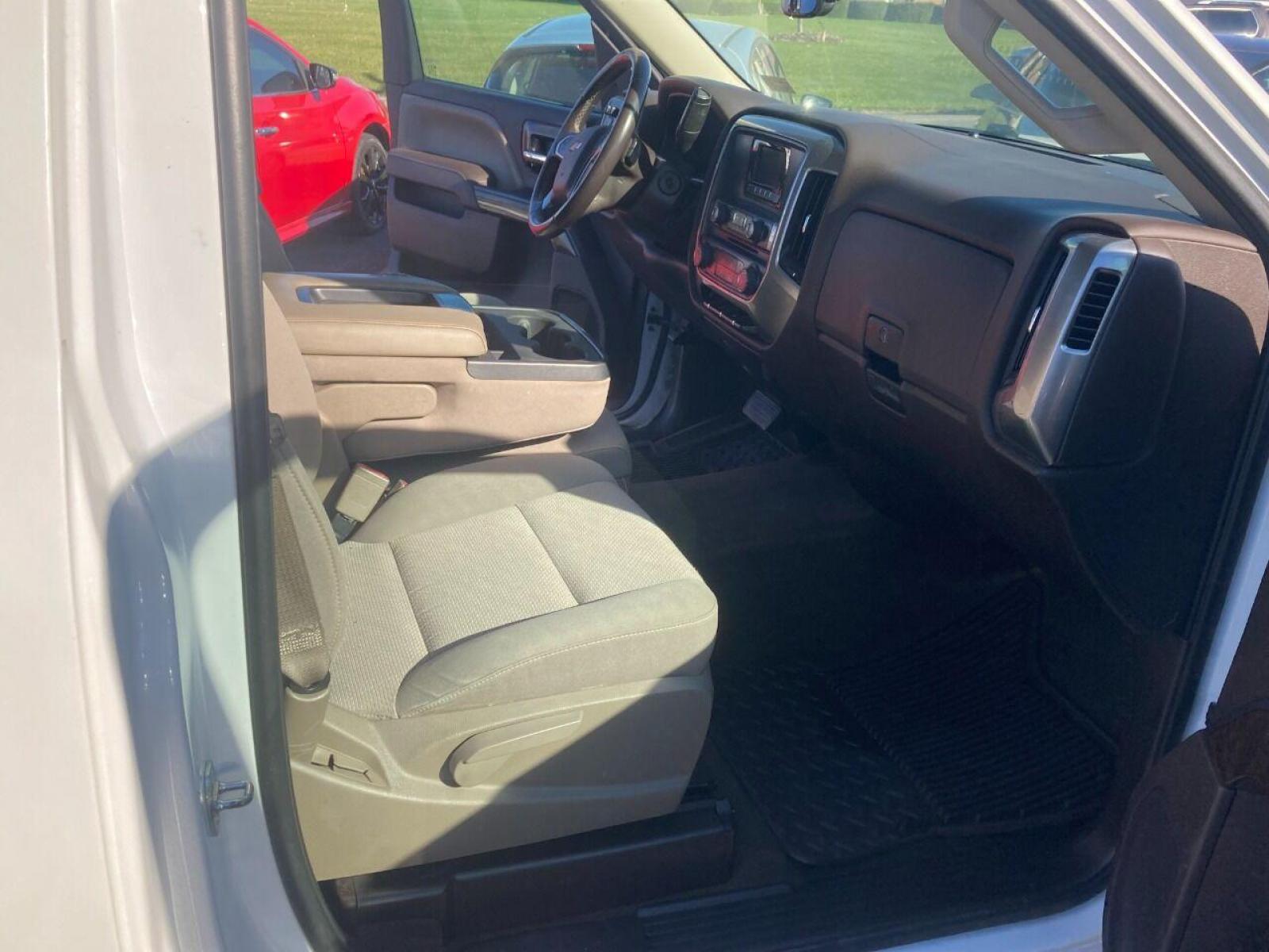 2014 White Chevrolet Silverado 1500 (1GCNCREC8EZ) with an 5.3L V8 5.3L V8 engine, located at 4845 Woodbury Pike, Roaring Springs, PA, (814) 317-5008, (814) 317-5008, 40.250935, -78.366959 - 2014 Chevy Silverado 1500 LT, automatic, 160k, 4x2, power windows/locks, cruise/tilt wheel, rear back up camera, Bluetooth, Navigation, factory trailer brake, steering controls, 5.3L V8. Truck has a brand new transmission, which comes with five year warranty. Southern truck! Rust free! If inter - Photo #4