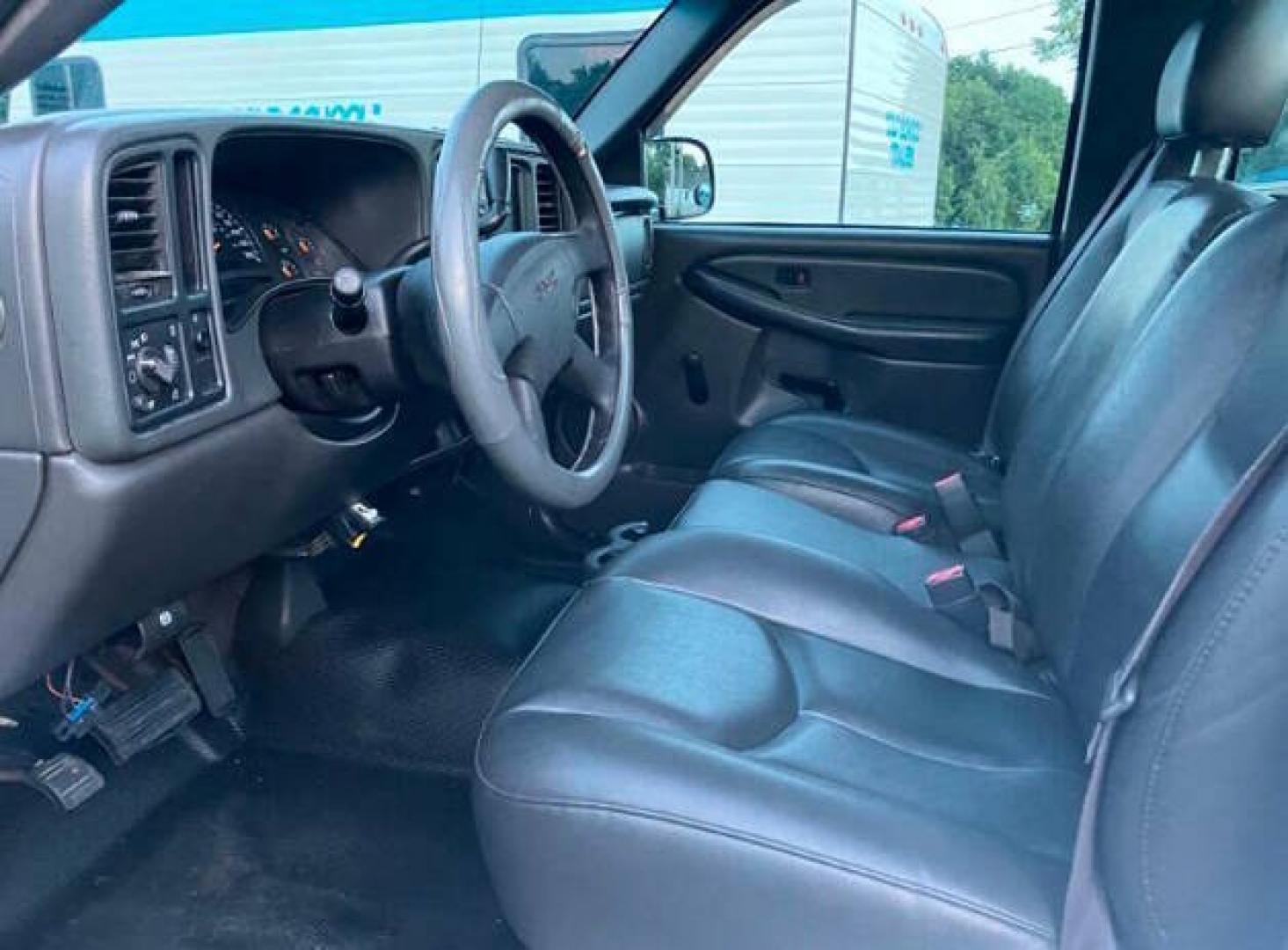 2003 Summit White GMC Sierra 2500HD (1GTHC24183E) with an Duramax 6.6L Diesel Turbo V8 300hp 520ft. lbs. 6.6L V8 engine, located at 4845 Woodbury Pike, Roaring Springs, PA, (814) 317-5008, (814) 317-5008, 40.250935, -78.366959 - **This vehicle is located at our sister dealership, Smithmill Car Store, not at our Roaring Spring location<br /><br />1 Owner! 2003 GMC Sierra 2500 HD, 6.6 Duramax, Allison automatic, 4x2, Southern truck! Rust free! Virginia DOT truck. Truck was highly maintained. Has power liftgate. Truck has new- Photo#3