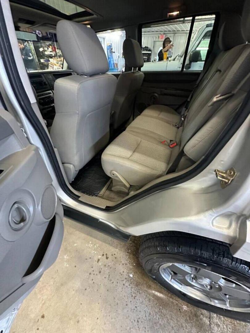 2007 Silver Jeep Commander (1J8HG48P57C) with an 4.7L V8 4.7L V8 engine, located at 4845 Woodbury Pike, Roaring Springs, PA, (814) 317-5008, (814) 317-5008, 40.250935, -78.366959 - 2007 Jeep commander, automatic, 4x4, 4.7L, V8, 3rd row, power windows/locks, cruise/tilt wheel, air conditioning, roof, tow hitch, CD , tires 3/4 tread. Will come with warranty with the option to upgrade. Vehicle is Rust Free! If interested, please call 814-317-5008 or 814-497-4383. - Photo#8