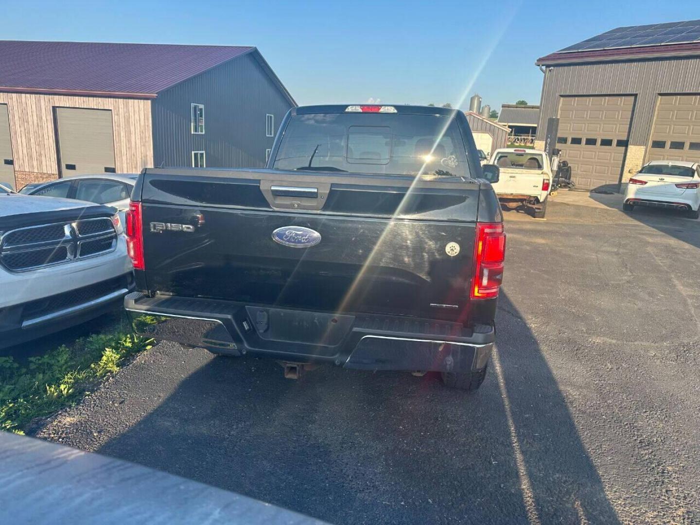 2016 Black Ford F-150 (1FTEW1E82GF) with an 3.5L V6 3.5L V6 engine, located at 4845 Woodbury Pike, Roaring Springs, PA, (814) 317-5008, (814) 317-5008, 40.250935, -78.366959 - 2016 Ford F-150 XLT, automatic, 115k, 3.5 L, 4x4, power windows/locks/seats, panoramic roof, power rear window, gray cloth interior, towing package and more. Warranty available with option to upgrade. If interested, please call 814-317-5008 or 814-497-4383. - Photo#3