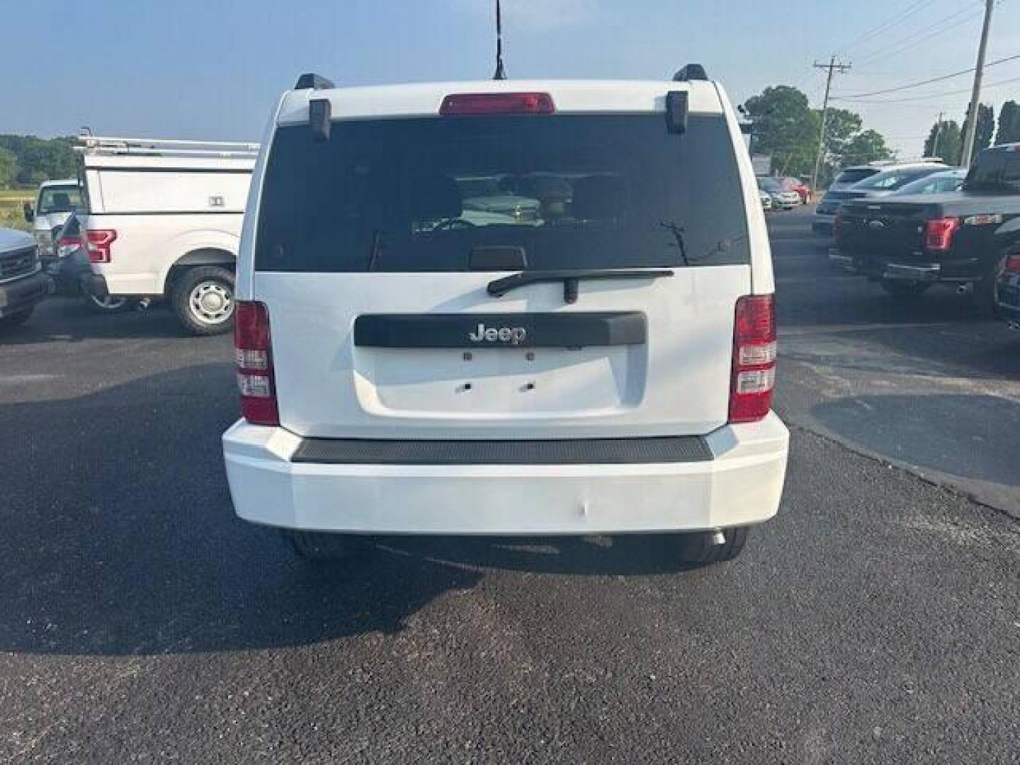 2012 White Jeep Liberty (1C4PJMAK4CW) with an 3.7L V6 3.7L V6 engine, located at 4845 Woodbury Pike, Roaring Springs, PA, (814) 317-5008, (814) 317-5008, 40.250935, -78.366959 - 2012 JEEP LIBERTY 3.7 V6 L AUTOMATIC TRANSMISSION 4 WHEEL 1 OWNER COMPANY VEHICHLE WELL MAINTANED, POWER WINDOWS AND LOCKS 20 INCH WHEELS A/C SOUTHERN VEHICLE RUST FREE IF INTERESTED PLEASE CALL 814-317-5008 OR STOP BY - Photo#2