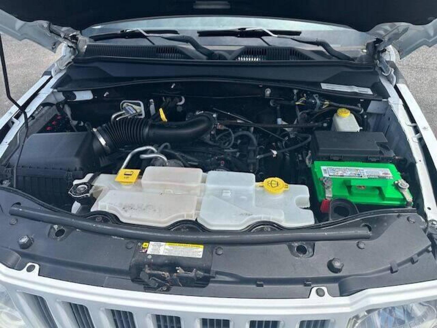 2011 White Jeep Liberty (1J4PN2GK2BW) with an 3.7L V6 3.7L V6 engine, located at 4845 Woodbury Pike, Roaring Springs, PA, (814) 317-5008, (814) 317-5008, 40.250935, -78.366959 - 2011 JEEP LIBERTY 4X4 3.7 V6 ENGINE AUTOMATIC TRANSMISSION 1 OWNER SOUTHERN COMPANY VEHICLE. POWER WINDOWS AND POWER LOCKS, WELL MAINTAINED, NEW INSPECTION RUNS AND DRIVE GREAT. IF INTERESTED PLEASE CALL 814-317-5008 OR STOP BY - Photo#14