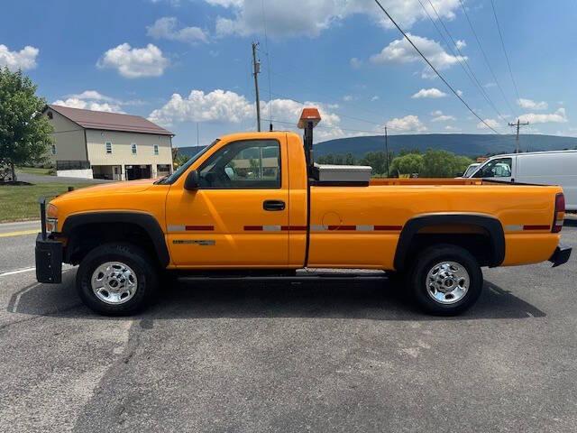 photo of 2001 GMC Sierra 2500HD SL 2dr Standard Cab 2WD LB