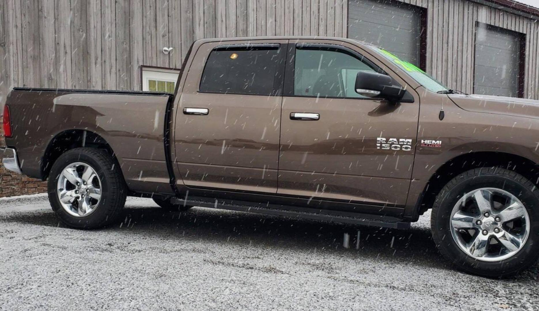 2018 Walnut Brown RAM 1500 (1C6RR7TT3JS) with an 5.7L V8 5.7L V8 engine, located at 4845 Woodbury Pike, Roaring Springs, PA, (814) 317-5008, (814) 317-5008, 40.250935, -78.366959 - Photo#1