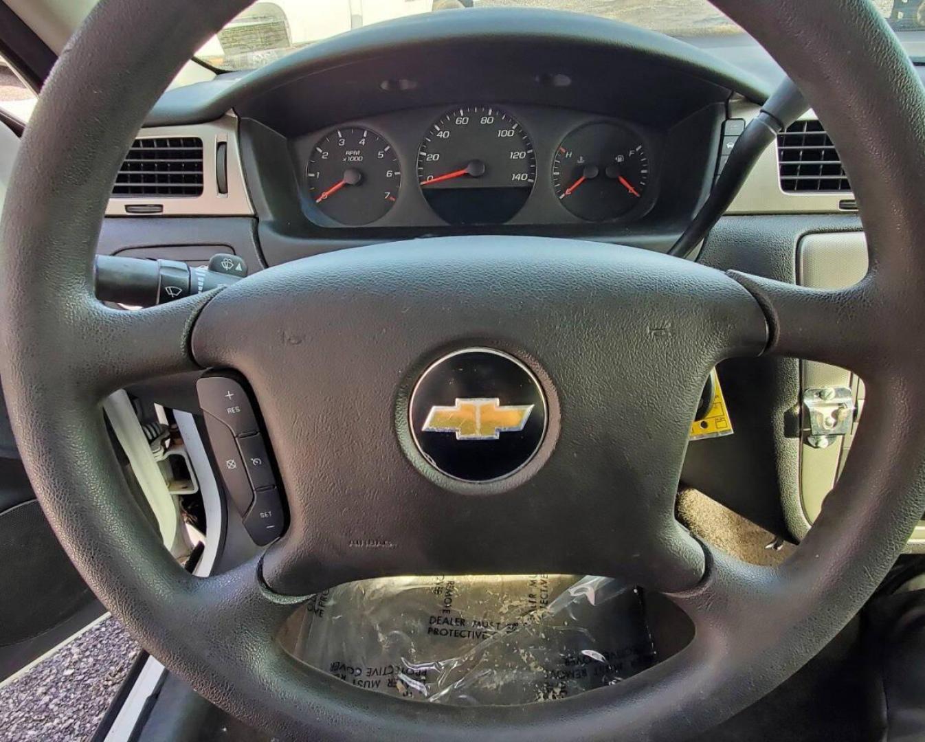 2015 White /Gray Chevrolet Impala Limited Police Cruiser (2G1WD5E30F1) with an 3.6L V6 3.6L V6 engine, located at 4845 Woodbury Pike, Roaring Springs, PA, (814) 317-5008, (814) 317-5008, 40.250935, -78.366959 - 2015 Chevrolet Impala Limited automatic, 151k, FWD, power windows/locks, cruise/tilt wheel, air conditioning, new inspection. Flex fuel! Southern vehicle from Virginia. Well maintained! Clean! Will come with a 3 month/4500-mile power train warranty with the option to upgrade. To see a full list of t - Photo#16