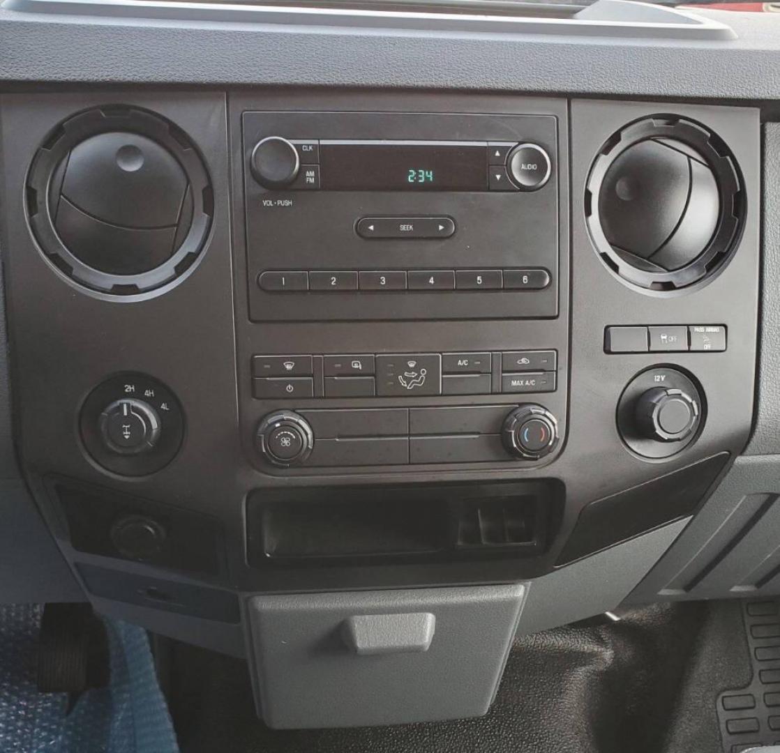 2011 White Ford F-250 Super Duty (1FTBF2B68BE) with an 6.2L V8 6.2L V8 engine, located at 4845 Woodbury Pike, Roaring Springs, PA, (814) 317-5008, (814) 317-5008, 40.250935, -78.366959 - 2011 Ford F250 4X4 V8 8' bed Flex Fuel Lots of tread left on the tires. One owner government owned, well maintained. Clean truck! Being priced low due to bed rails have some holes, body is rust free. Will come with a new inspection. If you would like more info on this vehicle or any of the others w - Photo#12
