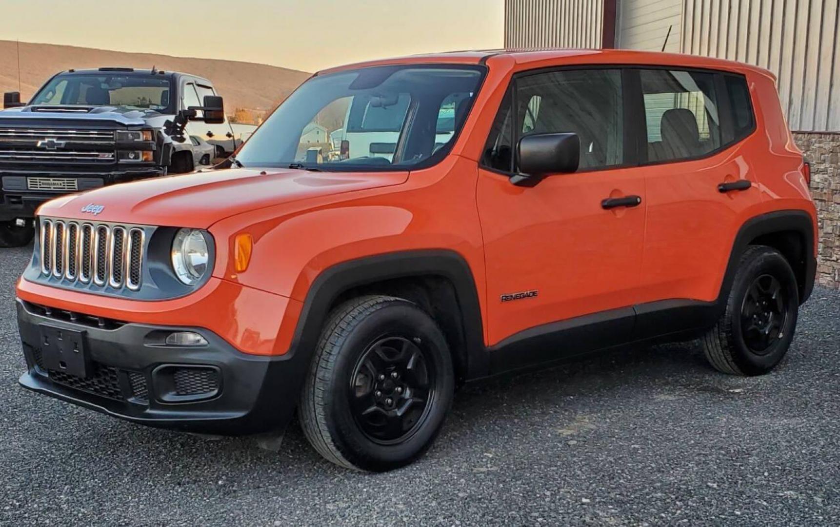 2016 Orange Jeep Renegade (ZACCJAAW5GP) with an 1.4L I4 Turbocharger 1.4L I4 engine, located at 4845 Woodbury Pike, Roaring Springs, PA, (814) 317-5008, (814) 317-5008, 40.250935, -78.366959 - 2016 Jeep Renegade Sport FWD 1.4L Manual 6-Speed 119,691 miles Southern vehicle, like new tires, new inspection. This vehicle comes with a 3 month/3000-mile power train warranty with the option to upgrade. If you would like more info on this vehicle or any of the others we currently have for sale, p - Photo#4