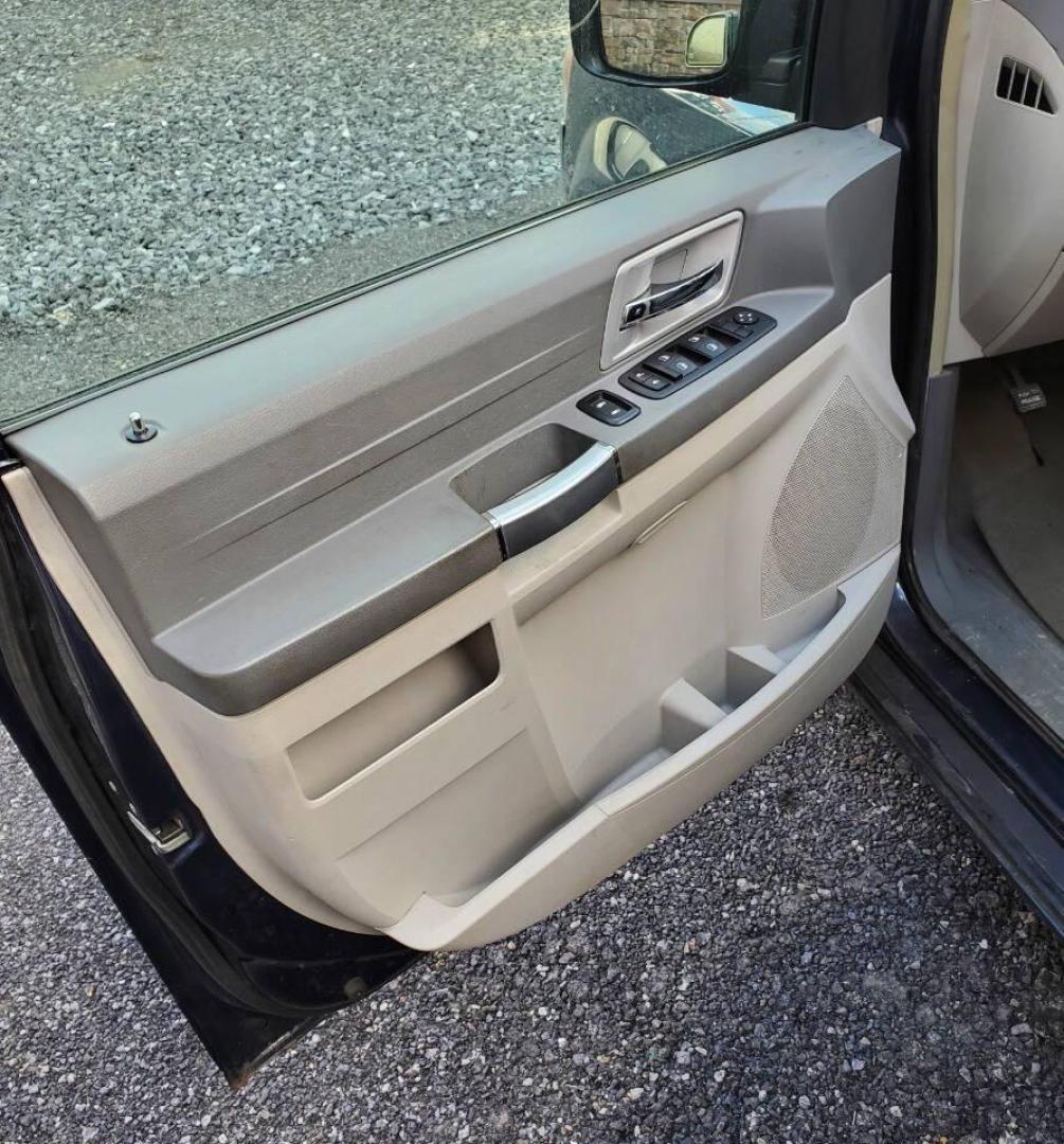 2008 Blue Chrysler Town and Country (2A8HR54P28R) with an 3.8L V6 3.8L V6 engine, located at 4845 Woodbury Pike, Roaring Springs, PA, (814) 317-5008, (814) 317-5008, 40.250935, -78.366959 - 2008 Chrysler Town and Country 3.8L V6 FWD Automatic Power Windows and Door Locks CD Player 3rd row seating Selling cheap because it has an R-Title due to damage on the front bumper cover and front, right fender. These have been repaired. If you would like more info on this vehicle or any of the oth - Photo#8