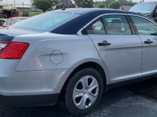 2016 Ford Taurus 