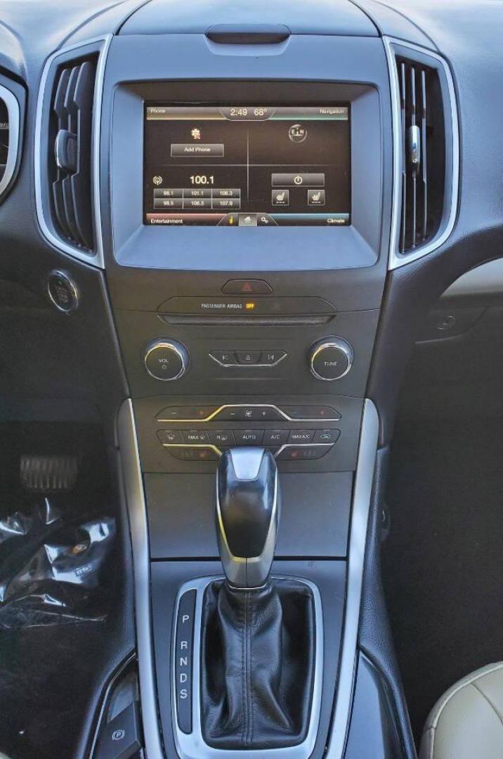 2015 Silver Ford Edge (2FMTK4J90FB) with an 2.0L I4 Turbocharger 2.0L I4 engine, located at 4845 Woodbury Pike, Roaring Springs, PA, (814) 317-5008, (814) 317-5008, 40.250935, -78.366959 - 2015 Ford Edge SEL AWD 4 dr Crossover 2.0L I4 Turbocharger 171k miles Fully serviced and ready to go! New brakes and rotors all around. Leather, Sirius XM, Single CD Player, Bluetooth, Back-up Camera, Heated Seats, Heated Side Mirrors, Moon Roof. Selling so cheap because it has an R-Title due to a h - Photo#18