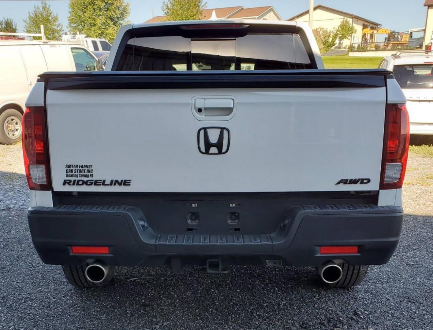 2023 White Honda Ridgeline (5FPYK3F50PB) with an 3.5L V6 3.5L V6 engine, located at 4845 Woodbury Pike, Roaring Springs, PA, (814) 317-5008, (814) 317-5008, 40.250935, -78.366959 - 2023 Honda Ridgeline RTL AWD Crew Cab 3.5L V6 9-speed Automatic 7,547 miles Fully Loaded!! Leather, Remote Start, Universal Remote Transmitter - Homelink - Garage Door Opener, Trailer Hitch, Backup Camera, Apple Carplay, Android Auto, Bluetooth, Sirius XM, Subwoofer, Sunroof, Lane Keeping Assist, He - Photo#2