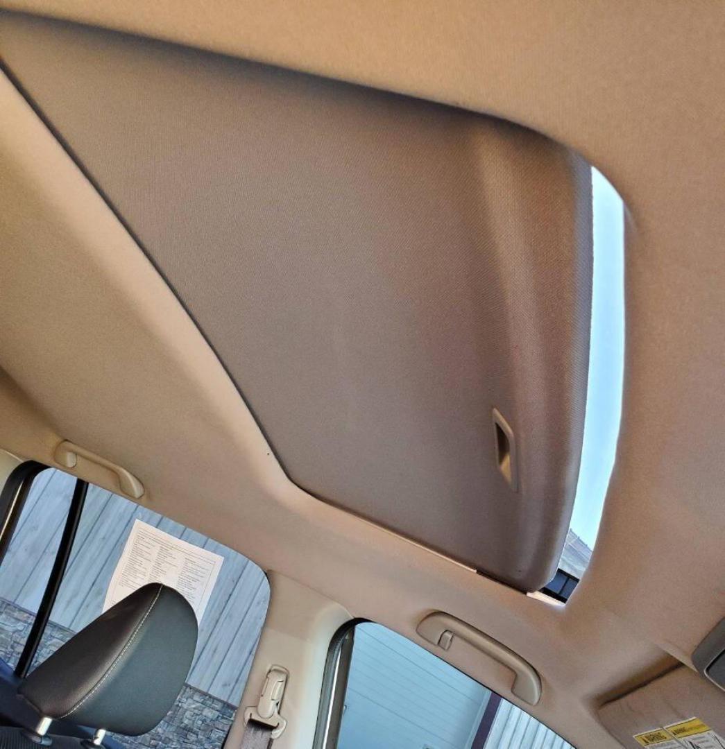 2023 White Honda Ridgeline (5FPYK3F50PB) with an 3.5L V6 3.5L V6 engine, located at 4845 Woodbury Pike, Roaring Springs, PA, (814) 317-5008, (814) 317-5008, 40.250935, -78.366959 - 2023 Honda Ridgeline RTL AWD Crew Cab 3.5L V6 9-speed Automatic 7,547 miles Fully Loaded!! Leather, Remote Start, Universal Remote Transmitter - Homelink - Garage Door Opener, Trailer Hitch, Backup Camera, Apple Carplay, Android Auto, Bluetooth, Sirius XM, Subwoofer, Sunroof, Lane Keeping Assist, He - Photo#17