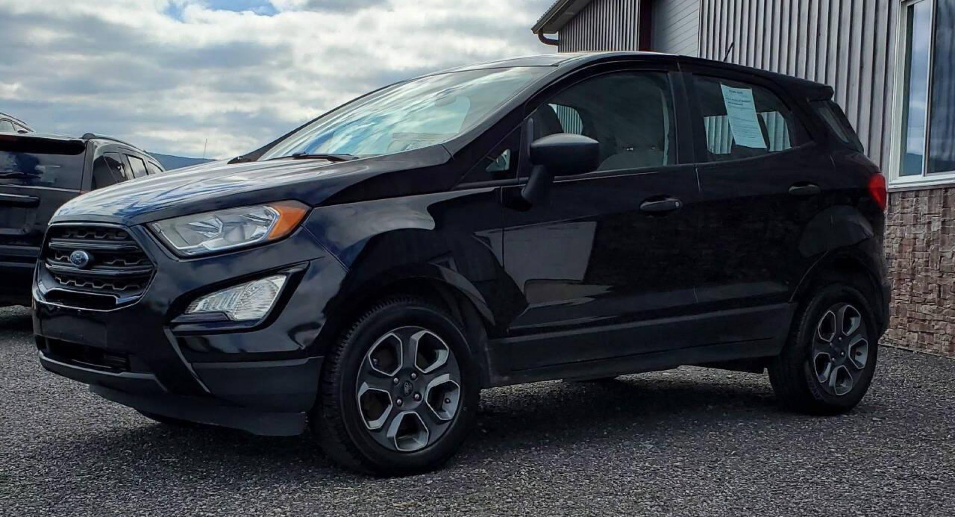 2020 Black Ford EcoSport (MAJ3S2FE6LC) with an 1.0L I3 Turbocharger 1.0L I3 engine, located at 4845 Woodbury Pike, Roaring Springs, PA, (814) 317-5008, (814) 317-5008, 40.250935, -78.366959 - Photo#4