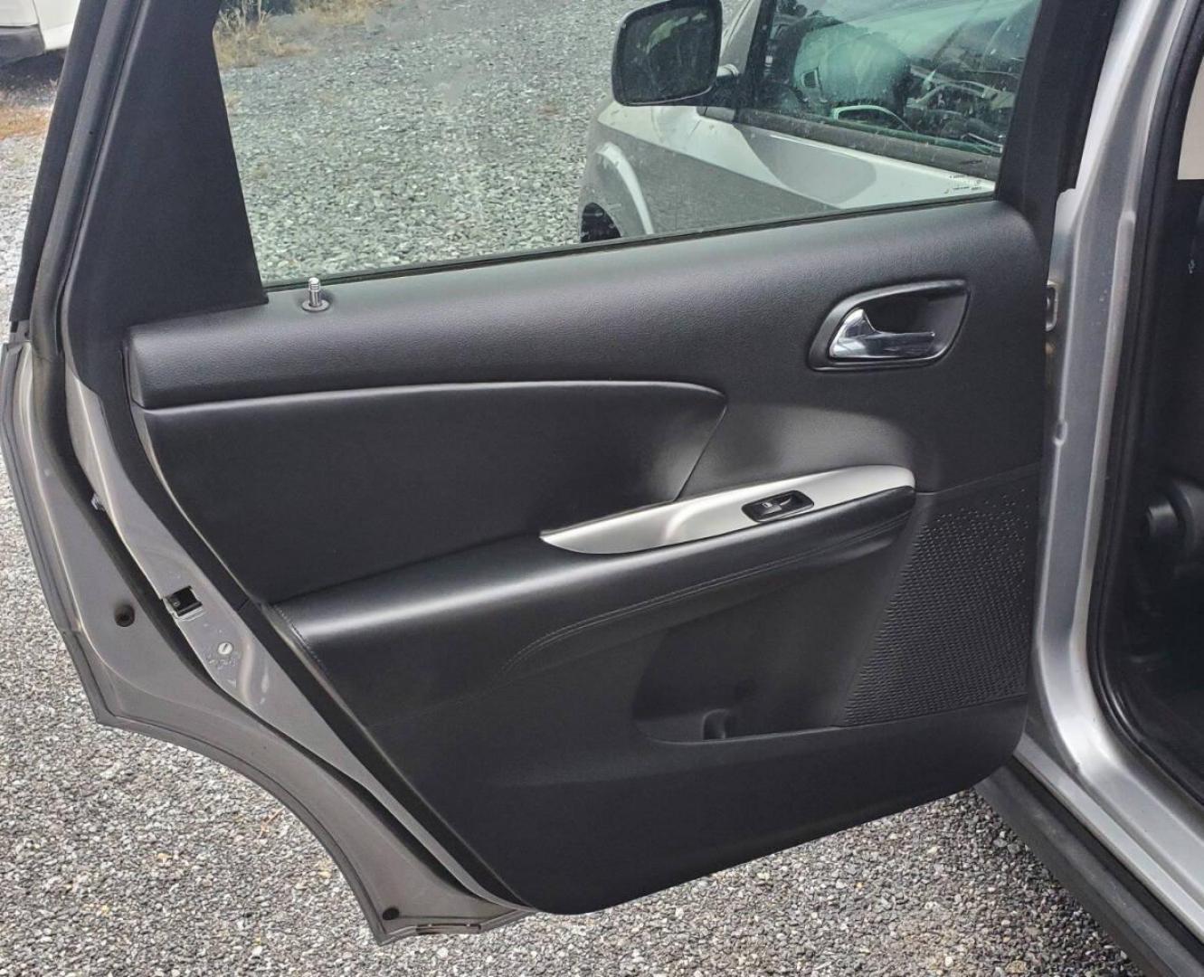 2015 Silver Dodge Journey (3C4PDCBG1FT) with an 3.6L V6 3.6L V6 engine, located at 4845 Woodbury Pike, Roaring Springs, PA, (814) 317-5008, (814) 317-5008, 40.250935, -78.366959 - 2015 Dodge Journey SXT FWD 3.6L V6 Automatic 155k miles 3rd Row Seating, CD Player, SiriusXM, Power Windows, Locks and Mirrors, A/C. Very clean vehicle! Selling cheaply because it has an R-Title due to previous deer damage to the passenger fender. This vehicle will come with a 3 mo./3,000-mile warra - Photo#11