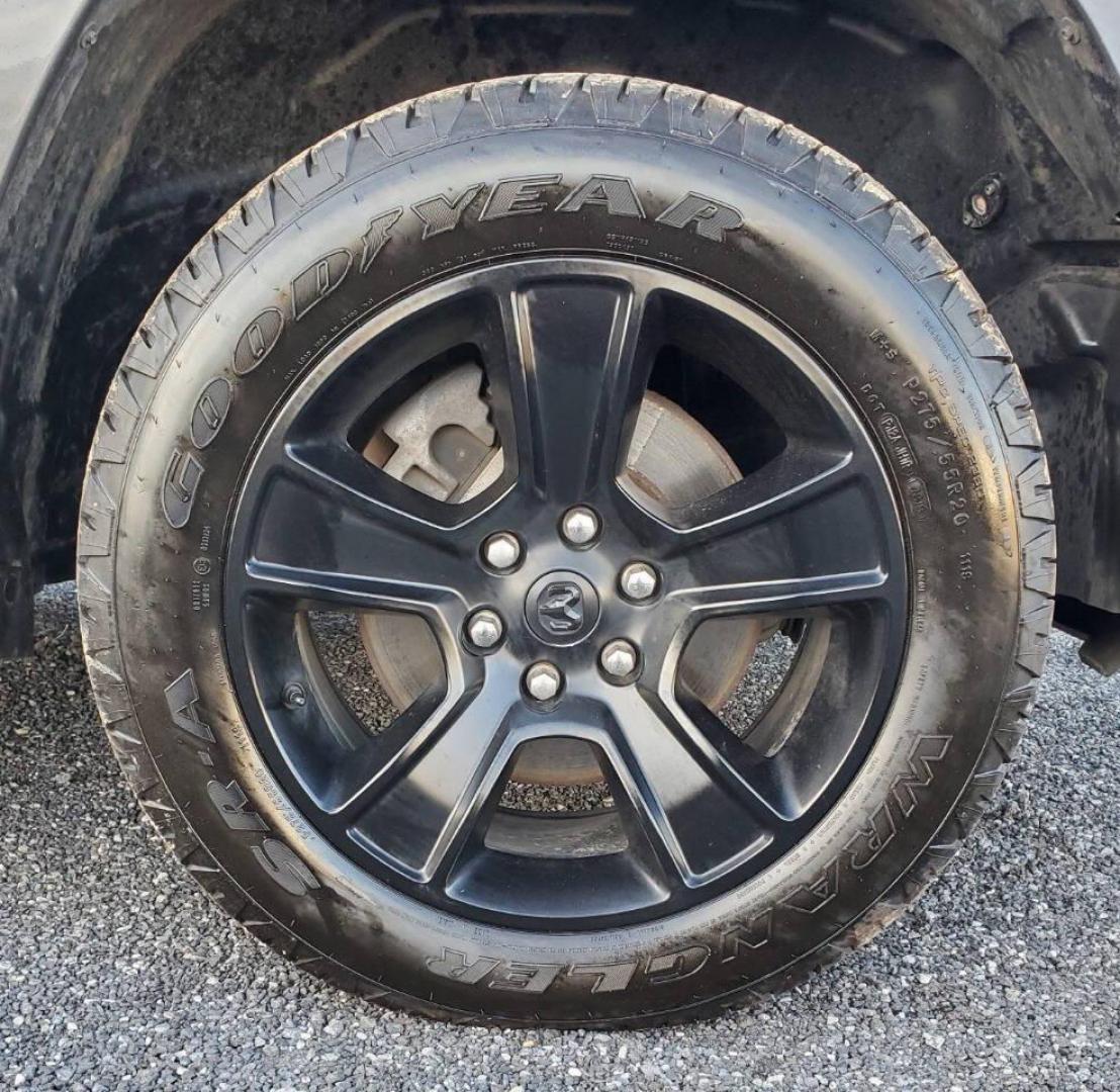 2021 Gray RAM 1500 (1C6RRFFG6MN) with an Pentastar eTorque 3.6L Mild Hybrid V6 305hp 269ft. lbs. 3.6L V6 engine, located at 4845 Woodbury Pike, Roaring Springs, PA, (814) 317-5008, (814) 317-5008, 40.250935, -78.366959 - Photo#7