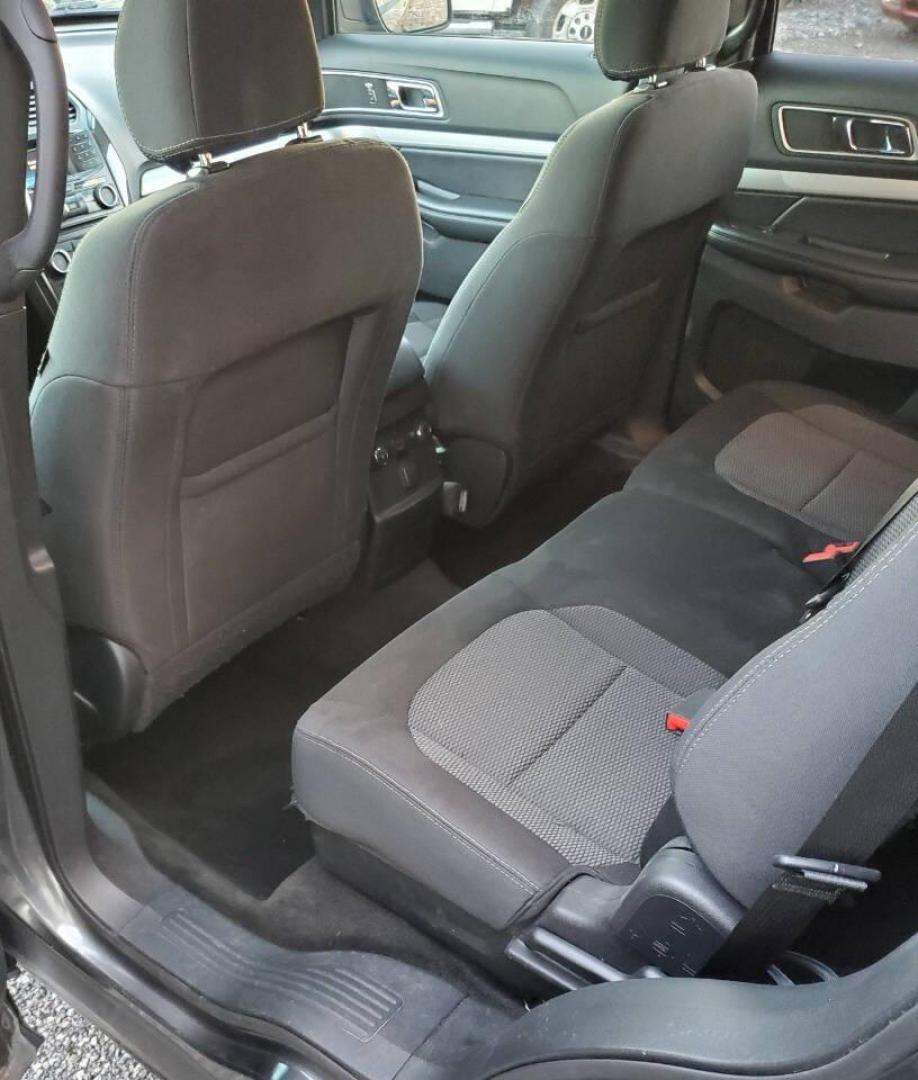 2017 Pewter Ford Explorer (1FM5K8D85HG) with an 3.5L V6 290hp 255ft. lbs. 3.5L V6 engine, located at 4845 Woodbury Pike, Roaring Springs, PA, (814) 317-5008, (814) 317-5008, 40.250935, -78.366959 - 2017 Ford Explorer XLT AWD Automatic 3.5L V6 128k Miles 1 owner vehicle! 3rd Row Seating, Rear Back-up Camera, Keypad Entry, Sync, Bluetooth, CD Player, Sirius XM Vehicle will come with new inspection and 3-month/3,000-mile warranty with the option to upgrade. If you have any questions or would like - Photo#11