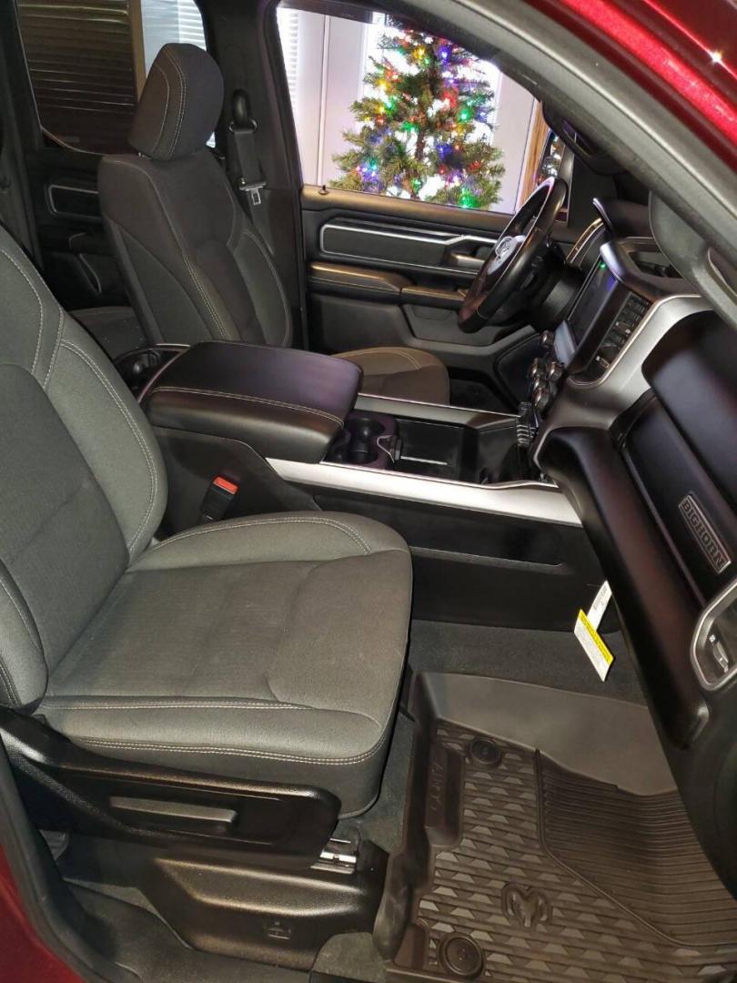 2022 Burgundy RAM 1500 (1C6SRFBT1NN) with an HEMI 5.7L V8 395hp 410ft. lbs. 5.7L V8 engine, located at 4845 Woodbury Pike, Roaring Springs, PA, (814) 317-5008, (814) 317-5008, 40.250935, -78.366959 - Photo#9