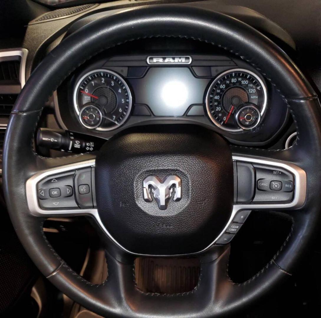 2022 Burgundy RAM 1500 (1C6SRFBT1NN) with an HEMI 5.7L V8 395hp 410ft. lbs. 5.7L V8 engine, located at 4845 Woodbury Pike, Roaring Springs, PA, (814) 317-5008, (814) 317-5008, 40.250935, -78.366959 - Photo#15