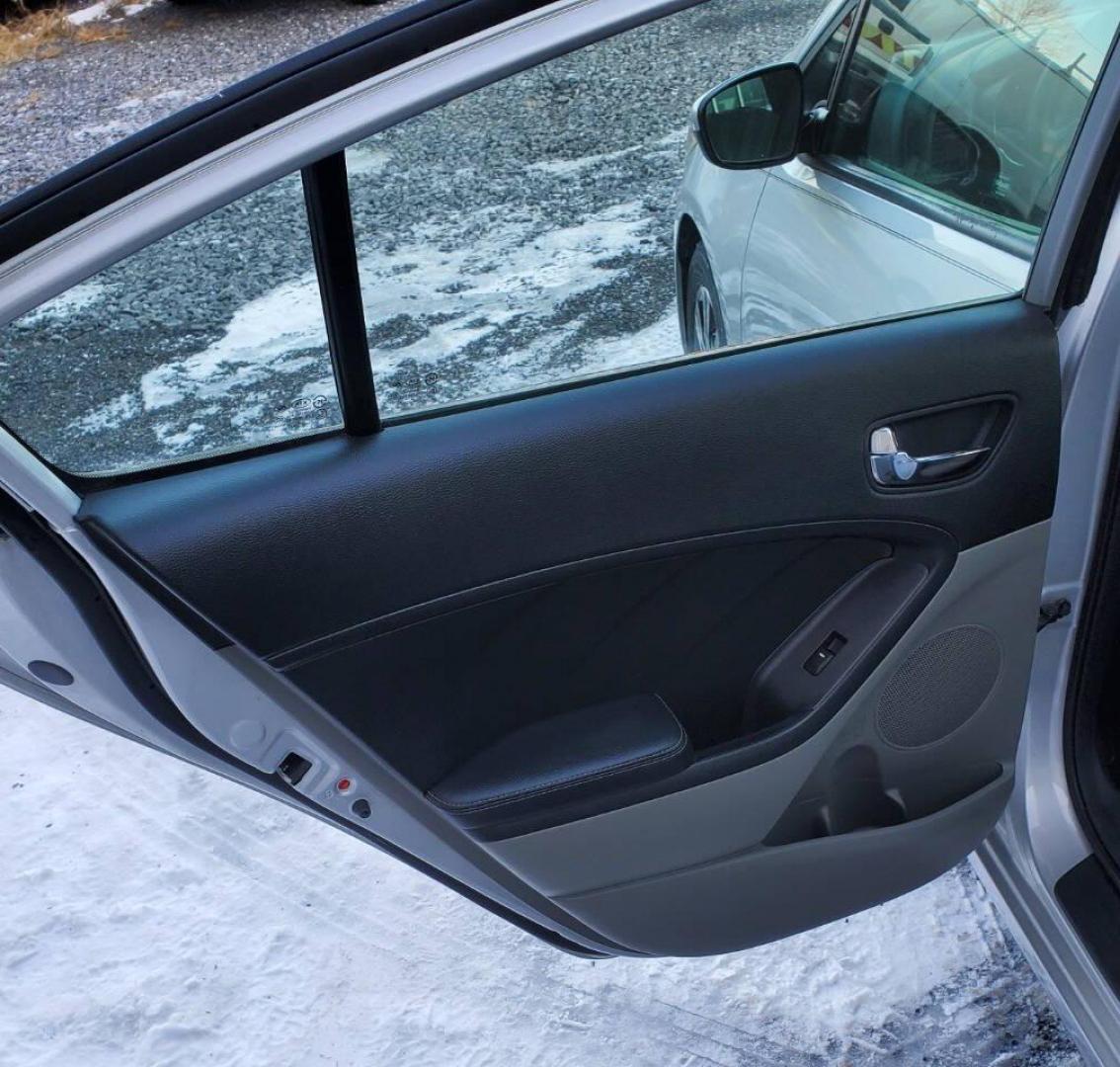 2016 Silver Kia Forte (KNAFK4A6XG5) with an 1.8L I4 145hp 130ft. lbs. 1.8L I4 engine, located at 4845 Woodbury Pike, Roaring Springs, PA, (814) 317-5008, (814) 317-5008, 40.250935, -78.366959 - **Sale Pending** 2016 Kia Forte LX 1.8L I4 FWD Automatic 6-speed 76k Miles A/c, Keyless Entry, Sirius XM, Bluetooth, CD Player Rust-free Southern Vehicle! New Inspection Vehicle will come with a 3 month/3,000-mile warranty with the option to upgrade. If you have any questions or to schedule a test - Photo#10