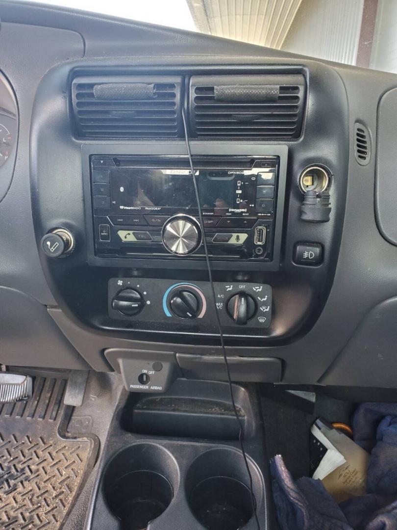 2003 Black Ford Ranger (1FTYR10UX3T) with an 3.0L V6 3.0L V6 engine, located at 4845 Woodbury Pike, Roaring Springs, PA, (814) 317-5008, (814) 317-5008, 40.250935, -78.366959 - 2003 Ford Ranger Edge 3.0L V6 Automatic 226K miles RWD Clean Title, being sold As Is. Southern truck that runs and drives great! No mechanical issues. It was driven over 200 miles home from the auction with no issues. It will need inspected for PA because it is from Virginia. If you have any questi- Photo#9