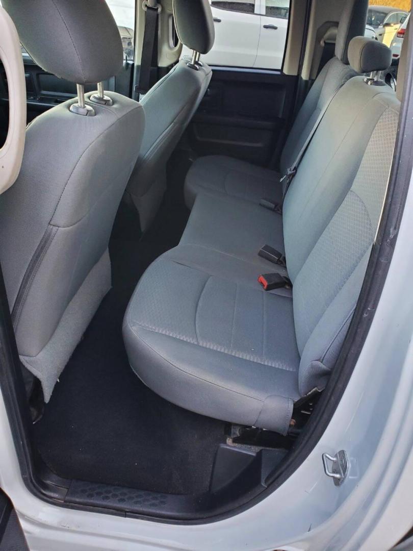 2015 White RAM 1500 (1C6RR7FTXFS) with an 5.7L V8 5.7L V8 engine, located at 4845 Woodbury Pike, Roaring Springs, PA, (814) 317-5008, (814) 317-5008, 40.250935, -78.366959 - 2015 RAM 1500 Tradesman Hemi Quad Cab 4x4 5.7L V8 Automatic 262k Miles This truck has a brand-new crate engine motor that comes with a 2 yr/100,000-mile warranty. A/c, Power Windows and Locks, Cruise Control, Bed Cover. Very clean Southern truck! New Inspection. Truck itself will come with a 3-month - Photo#9