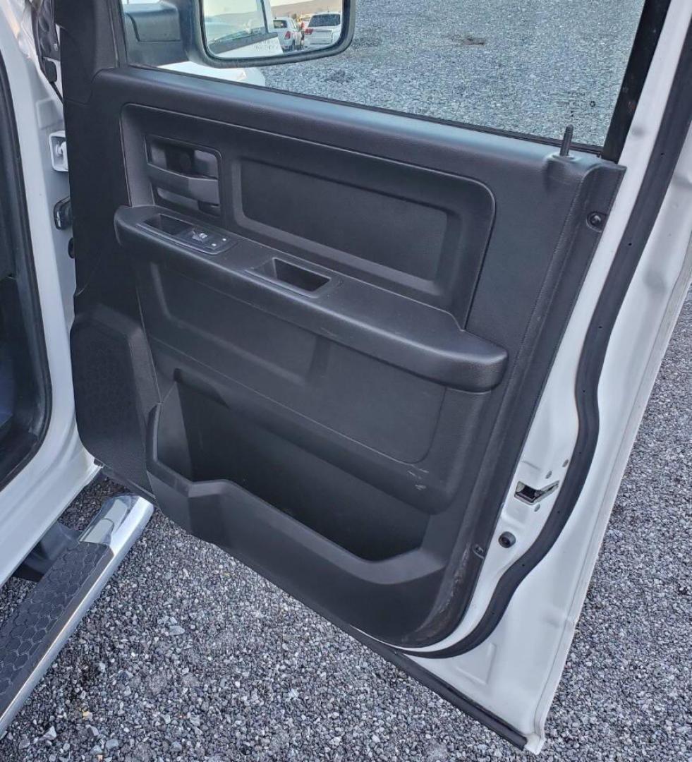 2015 White RAM 1500 (1C6RR7FTXFS) with an 5.7L V8 5.7L V8 engine, located at 4845 Woodbury Pike, Roaring Springs, PA, (814) 317-5008, (814) 317-5008, 40.250935, -78.366959 - 2015 RAM 1500 Tradesman Hemi Quad Cab 4x4 5.7L V8 Automatic 262k Miles This truck has a brand-new crate engine motor that comes with a 2 yr/100,000-mile warranty. A/c, Power Windows and Locks, Cruise Control, Bed Cover. Very clean Southern truck! New Inspection. Truck itself will come with a 3-month - Photo#14