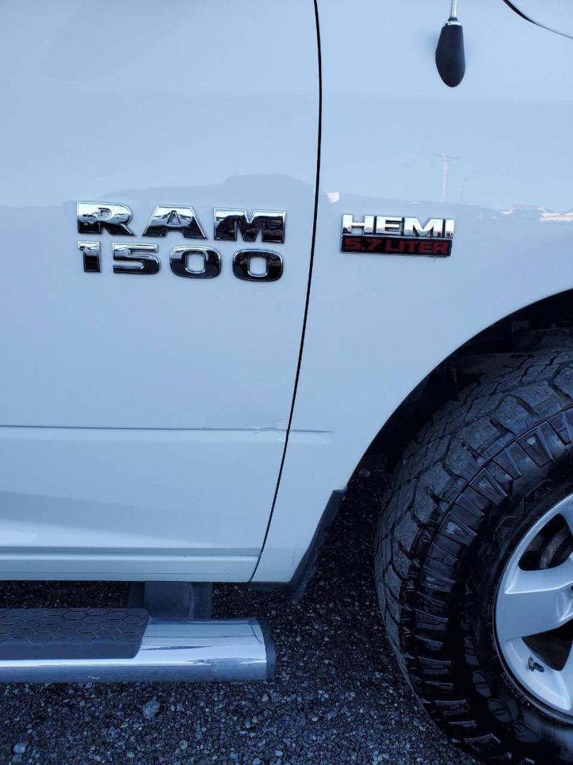 2015 White RAM 1500 (1C6RR7FTXFS) with an 5.7L V8 5.7L V8 engine, located at 4845 Woodbury Pike, Roaring Springs, PA, (814) 317-5008, (814) 317-5008, 40.250935, -78.366959 - 2015 RAM 1500 Tradesman Hemi Quad Cab 4x4 5.7L V8 Automatic 262k Miles This truck has a brand-new crate engine motor that comes with a 2 yr/100,000-mile warranty. A/c, Power Windows and Locks, Cruise Control, Bed Cover. Very clean Southern truck! New Inspection. Truck itself will come with a 3-month - Photo#15