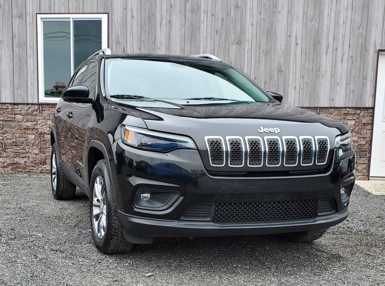 photo of 2019 Jeep Cherokee 