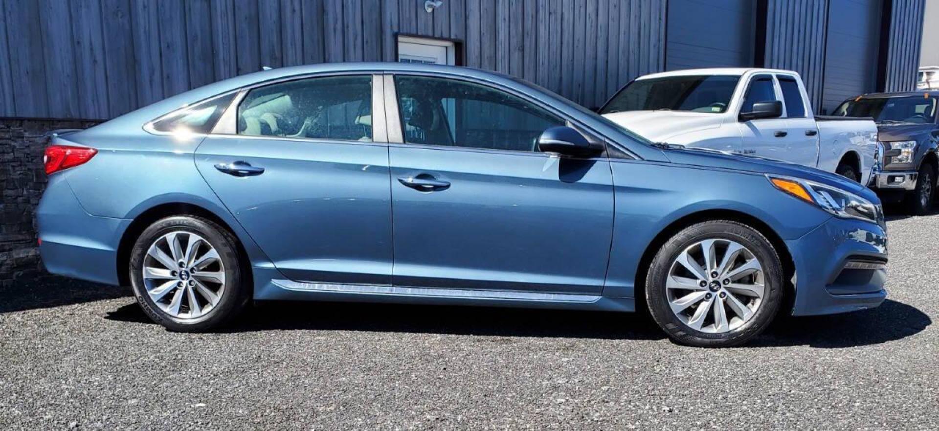 2017 Blue Hyundai Sonata (5NPE34AF4HH) with an 2.4L I4 185hp 178ft. lbs. 2.4L I4 engine, located at 4845 Woodbury Pike, Roaring Springs, PA, (814) 317-5008, (814) 317-5008, 40.250935, -78.366959 - Photo#1