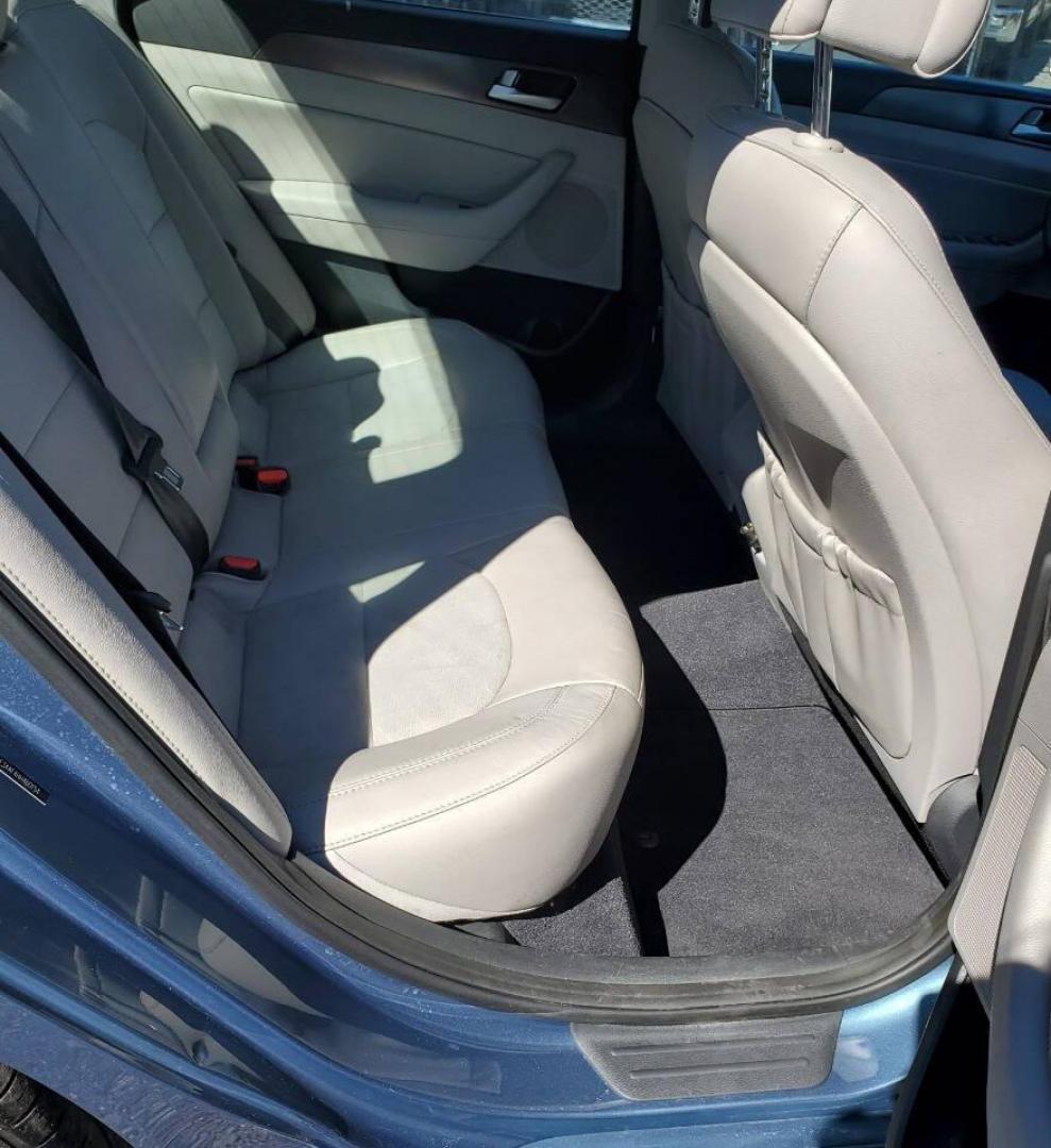 2017 Blue Hyundai Sonata (5NPE34AF4HH) with an 2.4L I4 185hp 178ft. lbs. 2.4L I4 engine, located at 4845 Woodbury Pike, Roaring Springs, PA, (814) 317-5008, (814) 317-5008, 40.250935, -78.366959 - Photo#14