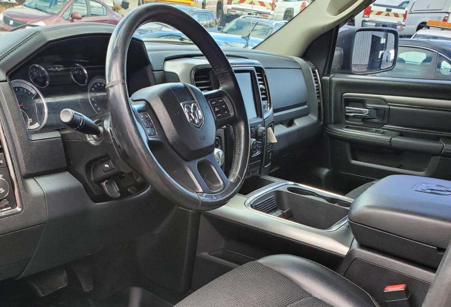 2016 Black RAM 1500 (1C6RR7MTXGS) with an HEMI 5.7L V8 395hp 410ft. lbs. 5.7L V8 engine, located at 4845 Woodbury Pike, Roaring Springs, PA, (814) 317-5008, (814) 317-5008, 40.250935, -78.366959 - Photo#8