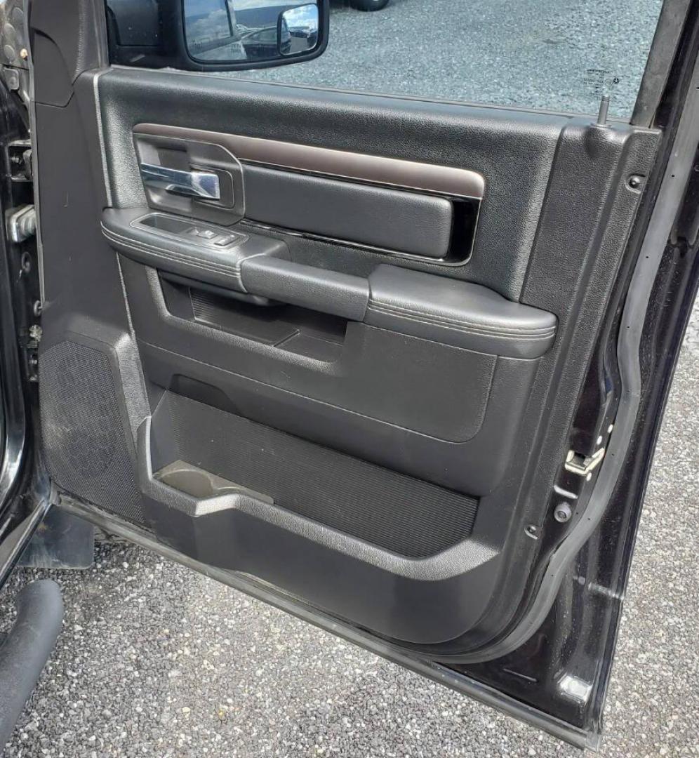 2016 Black RAM 1500 (1C6RR7MTXGS) with an HEMI 5.7L V8 395hp 410ft. lbs. 5.7L V8 engine, located at 4845 Woodbury Pike, Roaring Springs, PA, (814) 317-5008, (814) 317-5008, 40.250935, -78.366959 - Photo#15